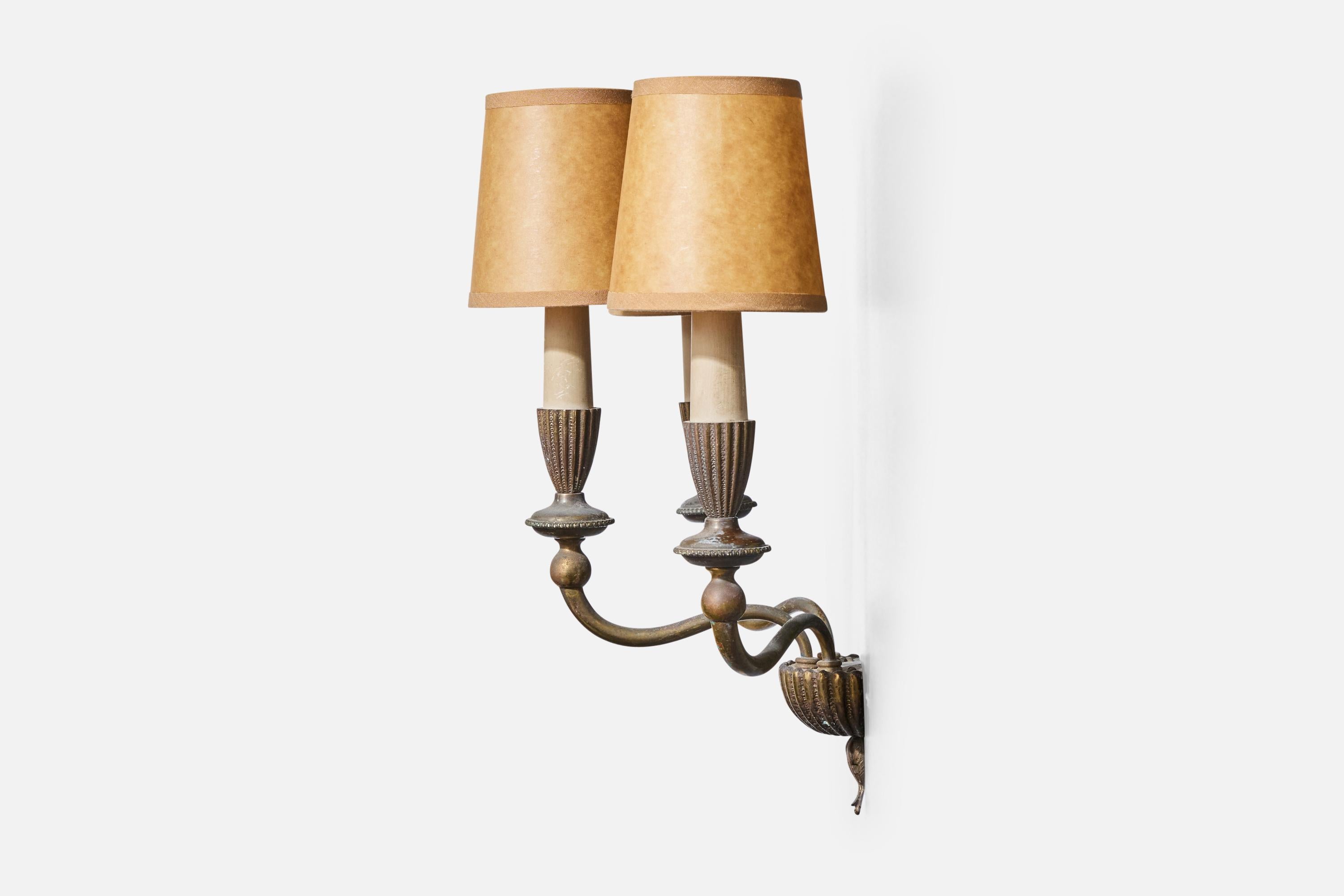 Italian Designer, Wall Lights, Brass, Bakelite, Parchment, Italy, 1930s For Sale 3