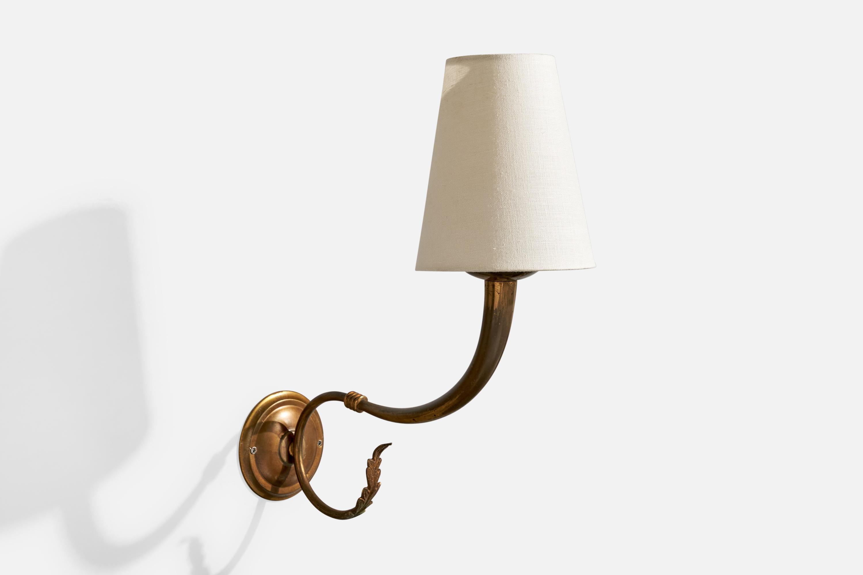 Mid-20th Century Italian Designer, Wall Lights, Brass, Fabric, Italy, 1940s For Sale