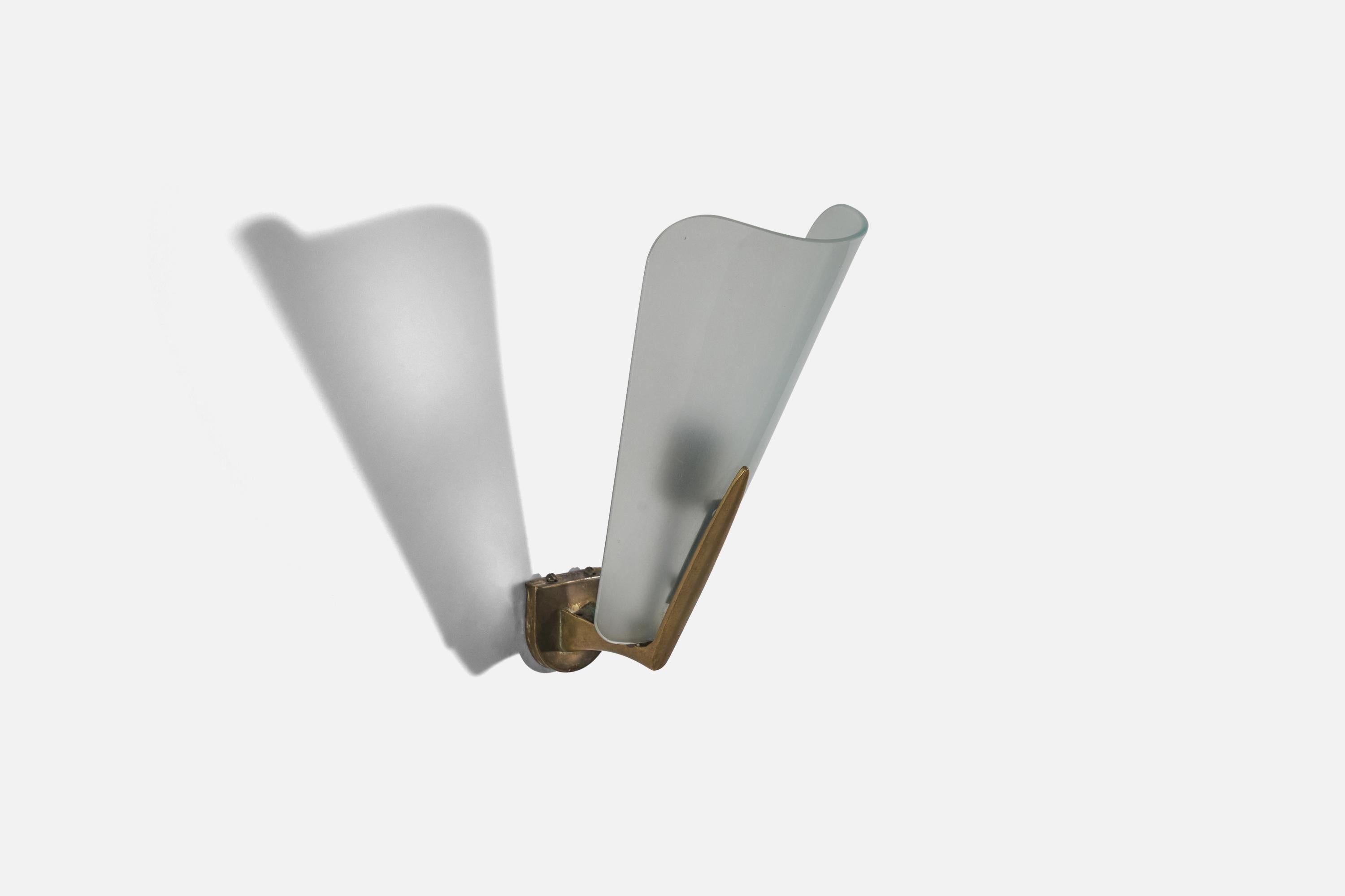 Mid-20th Century Italian Designer, Wall Lights, Brass, Frosted Glass, Italy, 1940s For Sale