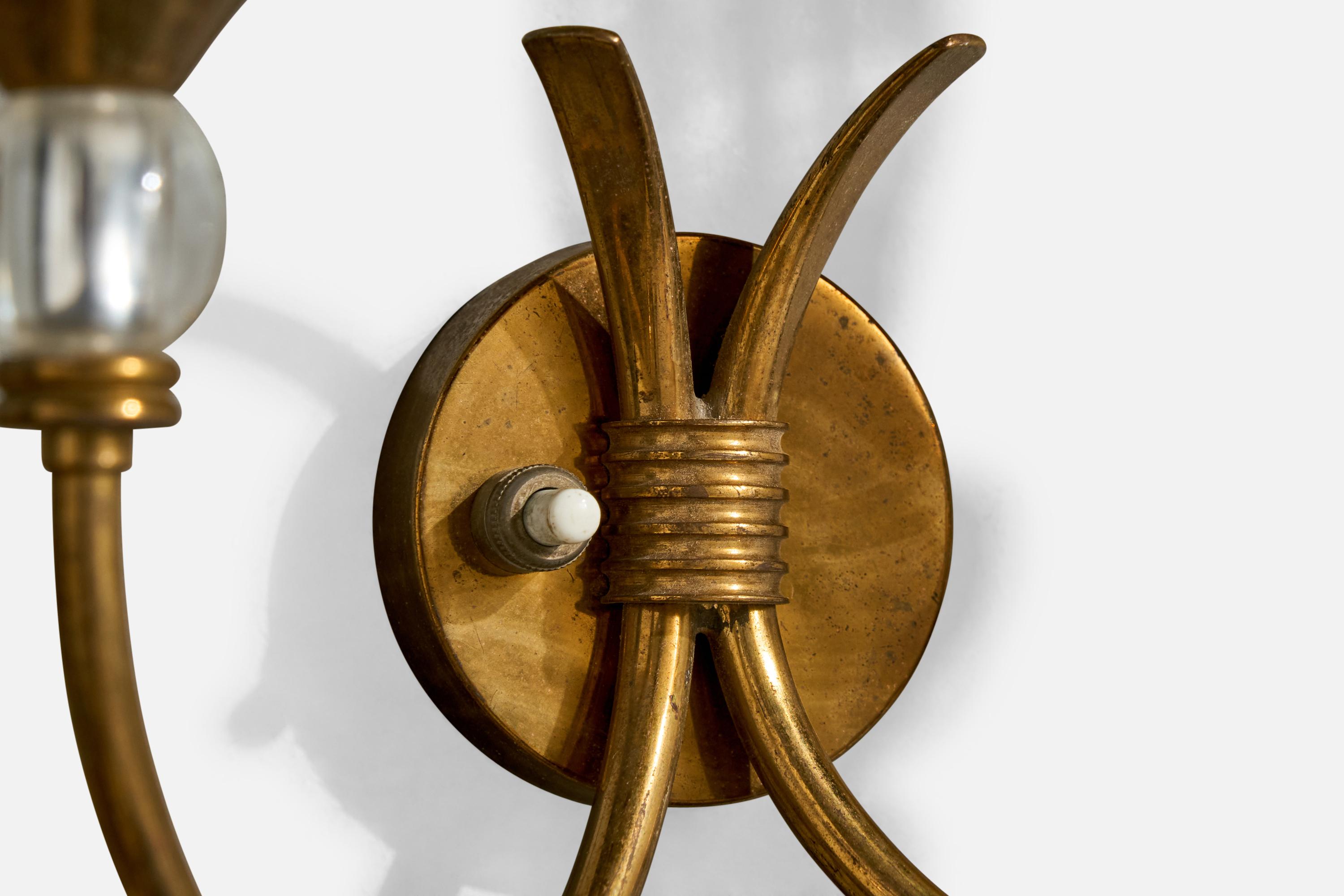Italian Designer, Wall Lights, Brass, Glass, Fabric, Italy, 1950s For Sale 4