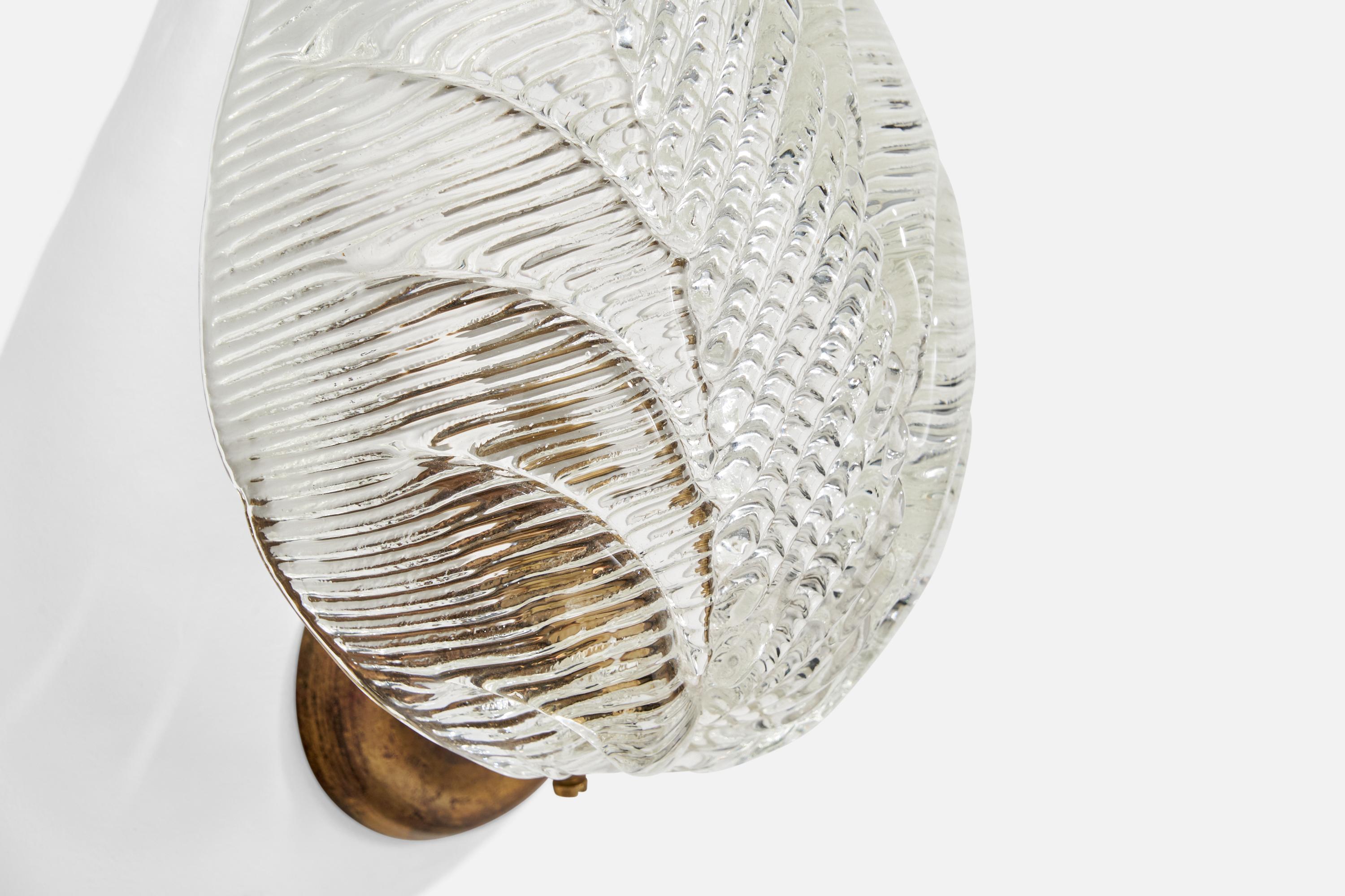 Italian Designer, Wall Lights, Brass, Glass, Italy, 1940s 6