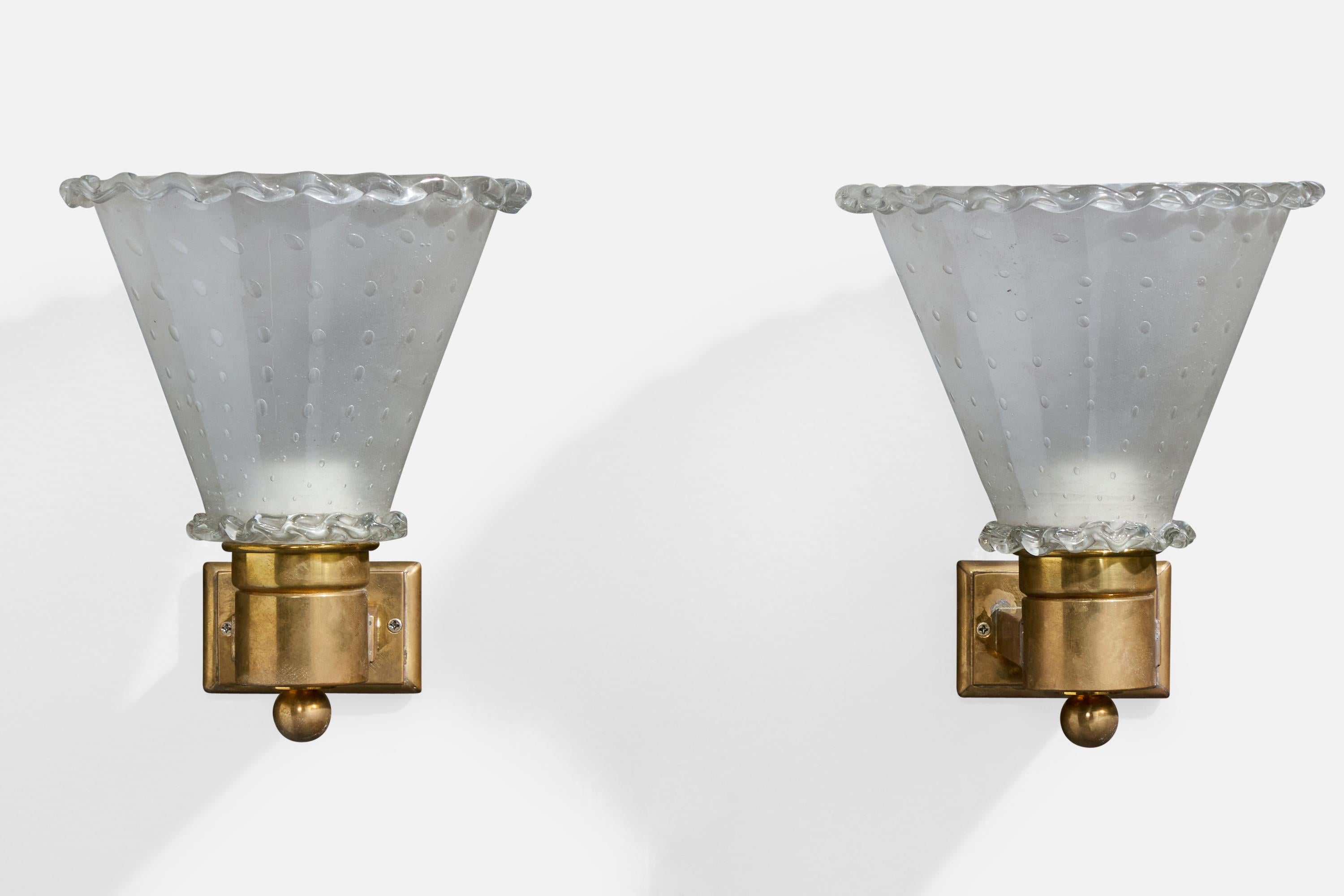 Italiano Designer italiano, Applique, Ottone, Vetro, Italia, anni '40 in vendita