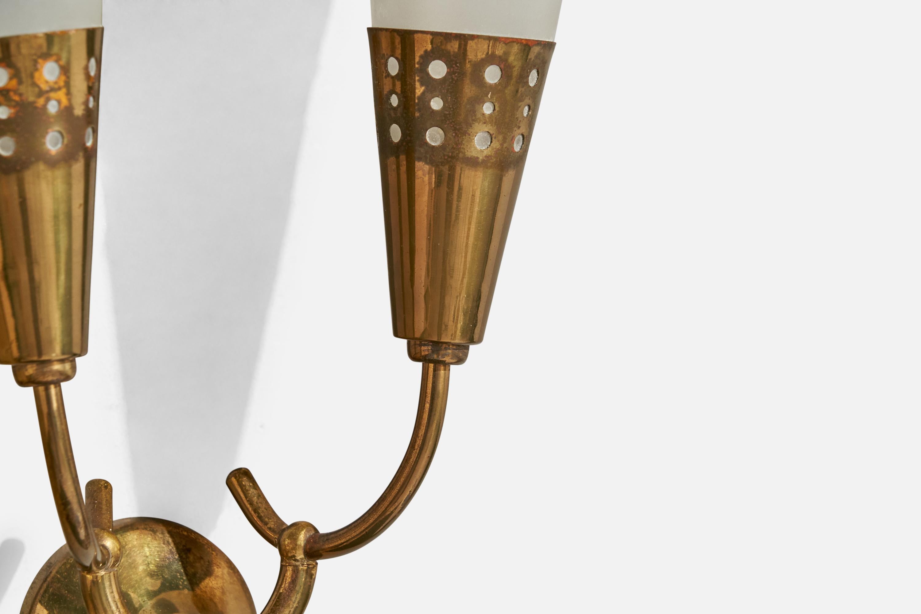 Mid-20th Century Italian Designer, Wall Lights, Brass, Glass, Italy, 1940s For Sale