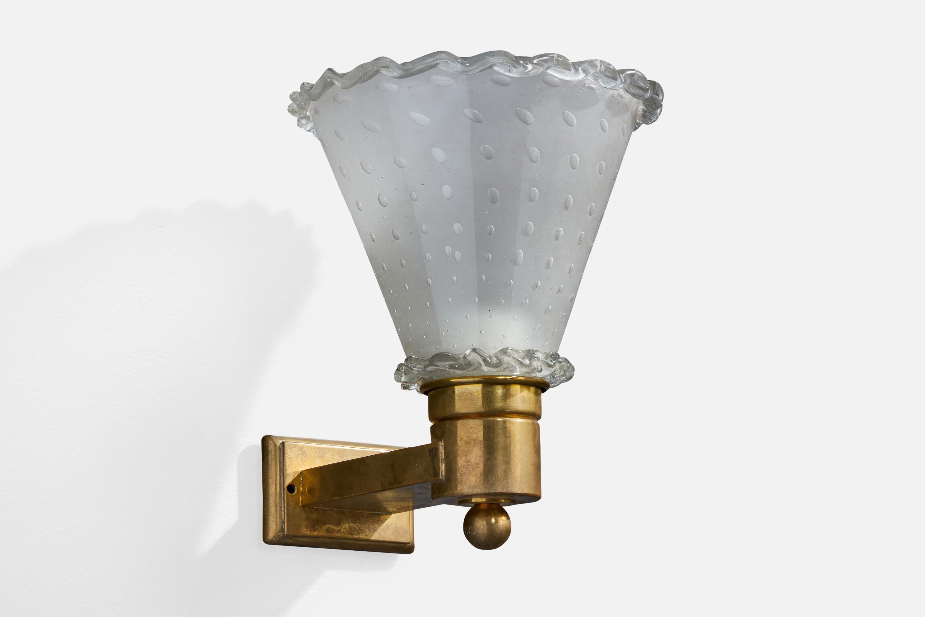 Designer italiano, Applique, Ottone, Vetro, Italia, anni '40 In condizioni buone in vendita a High Point, NC