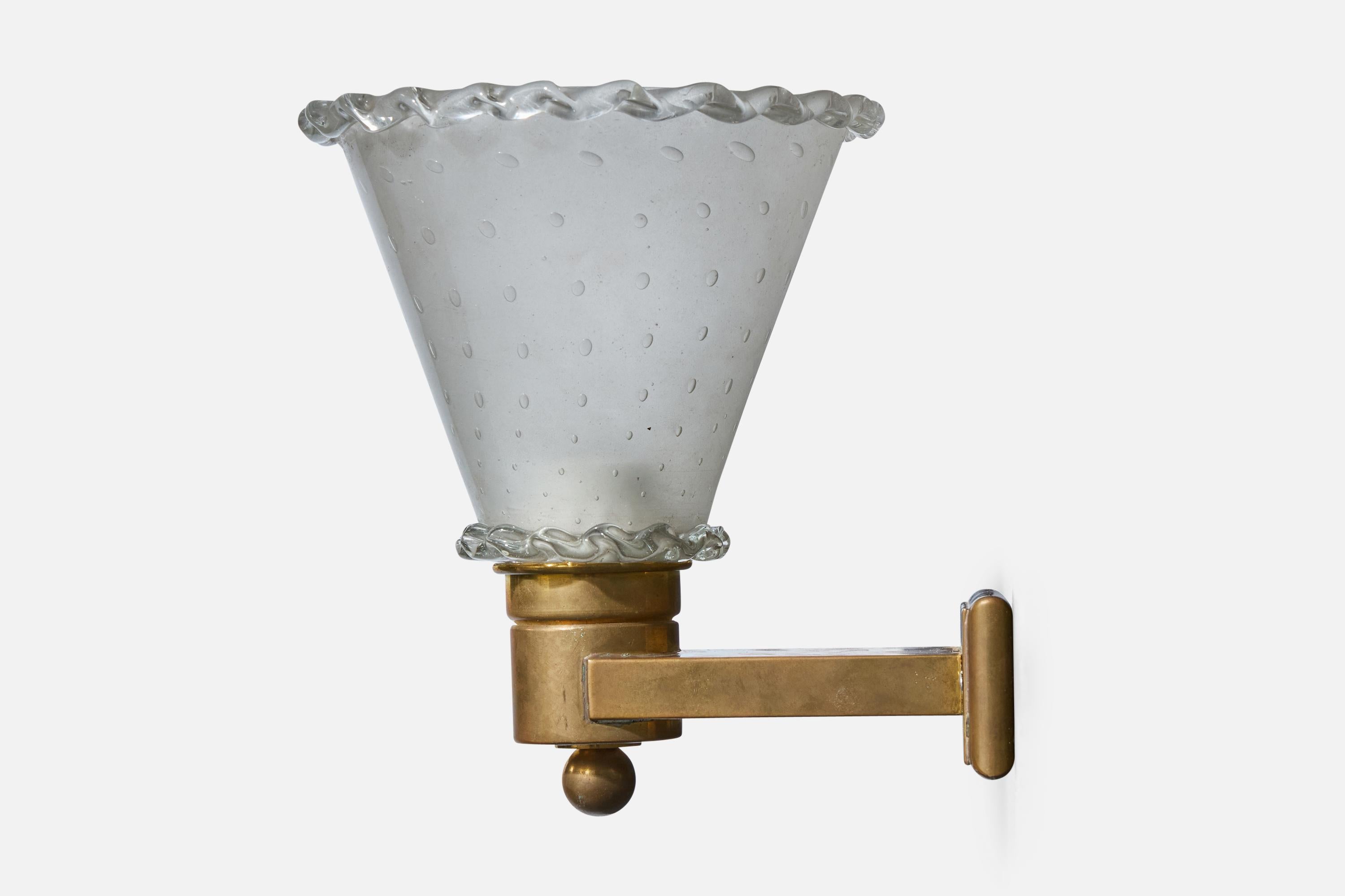 Metà XX secolo Designer italiano, Applique, Ottone, Vetro, Italia, anni '40 in vendita