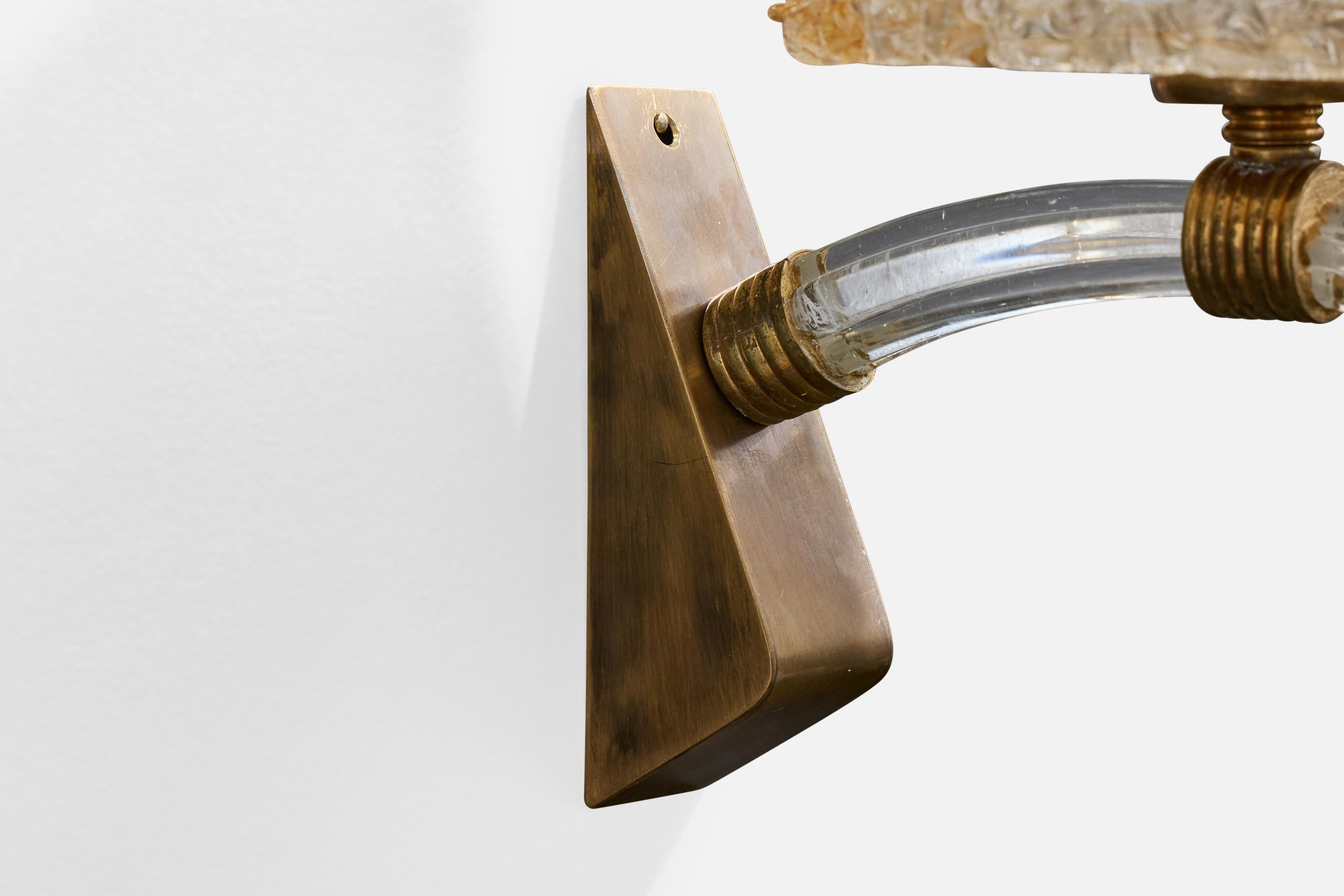 Laiton Designer italien, Wall Lights, laiton, verre, Italie, années 1940 en vente