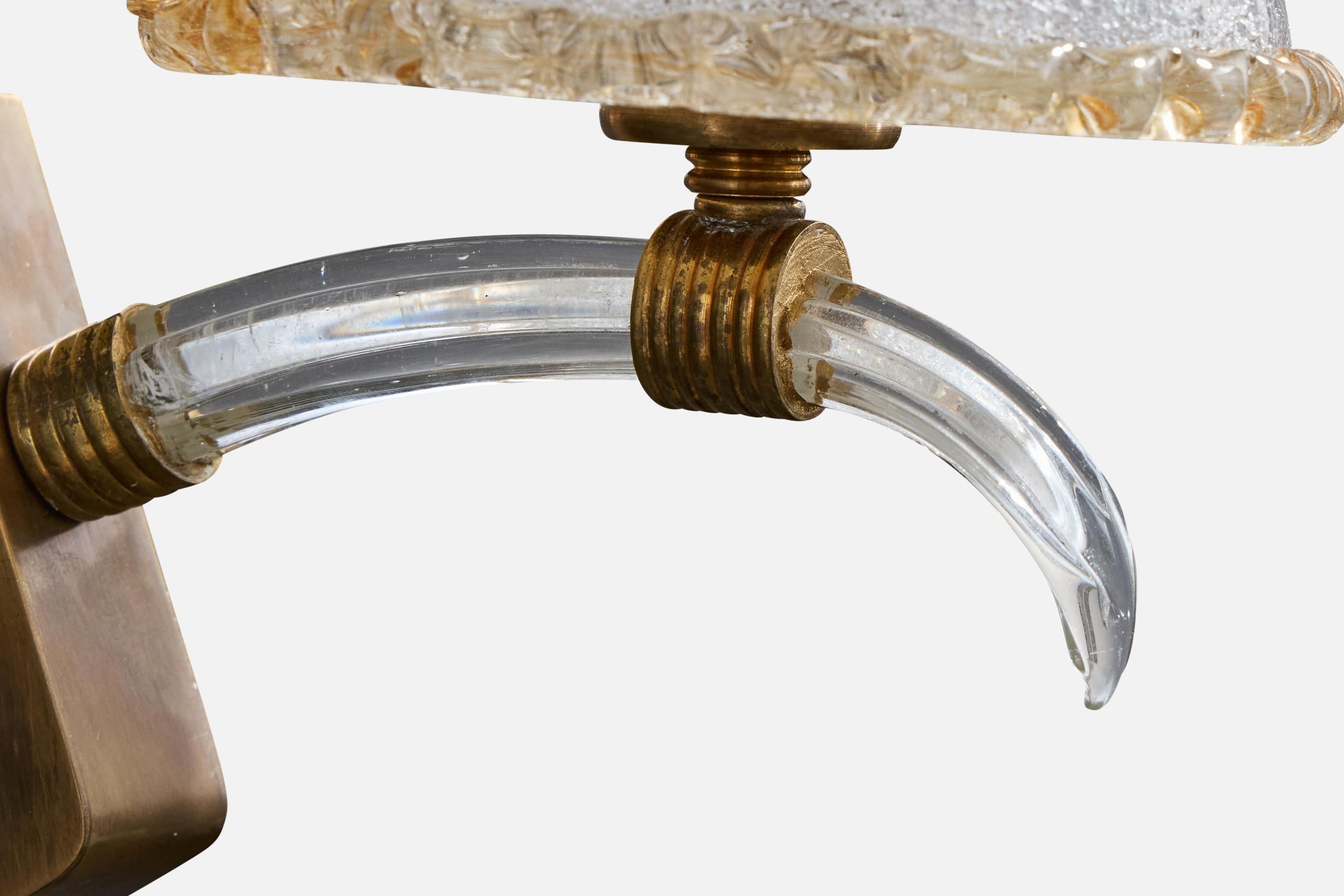 Designer italien, Wall Lights, laiton, verre, Italie, années 1940 en vente 1