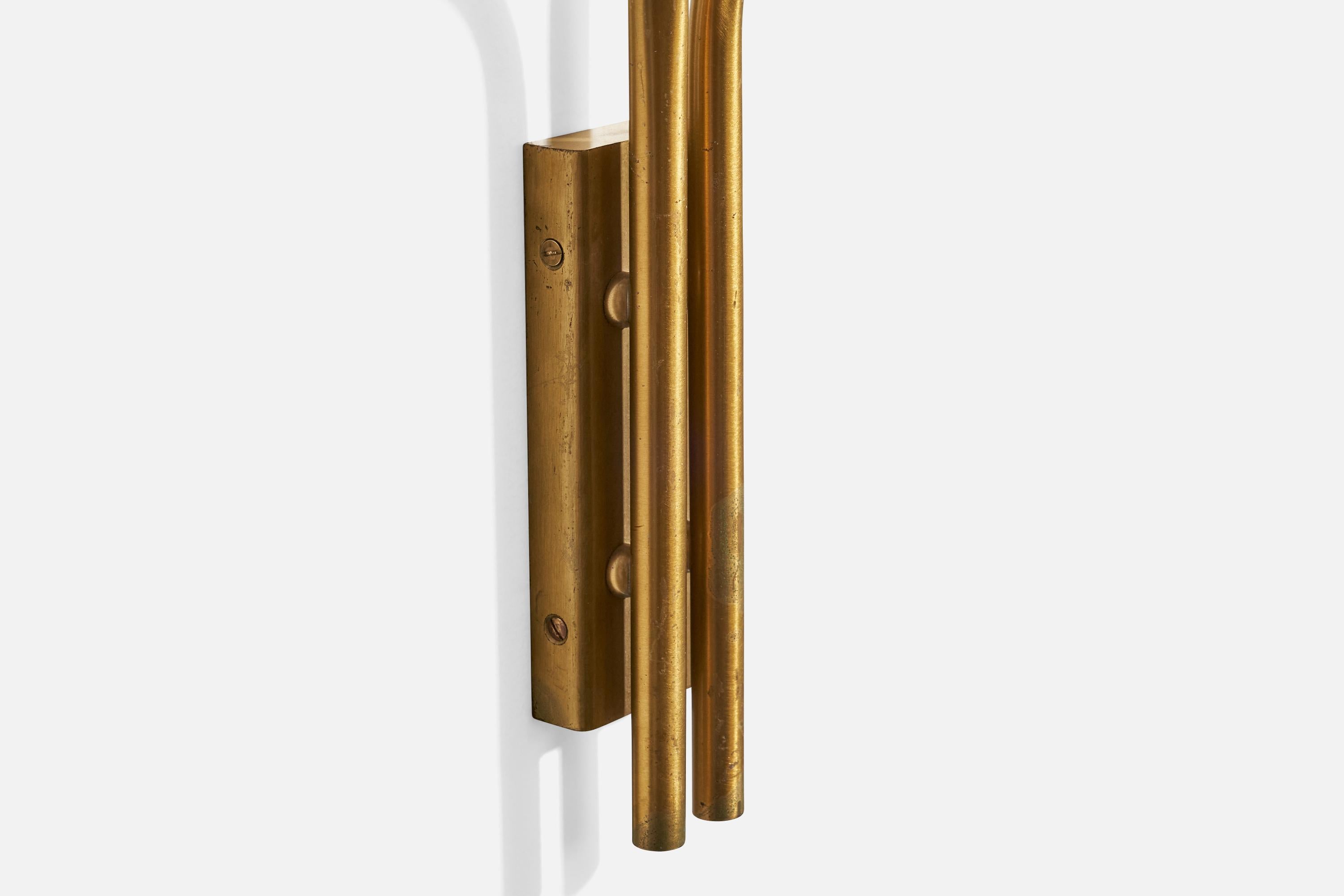 Laiton Designer italien, Wall Lights, laiton, verre, Italie, années 1950 en vente