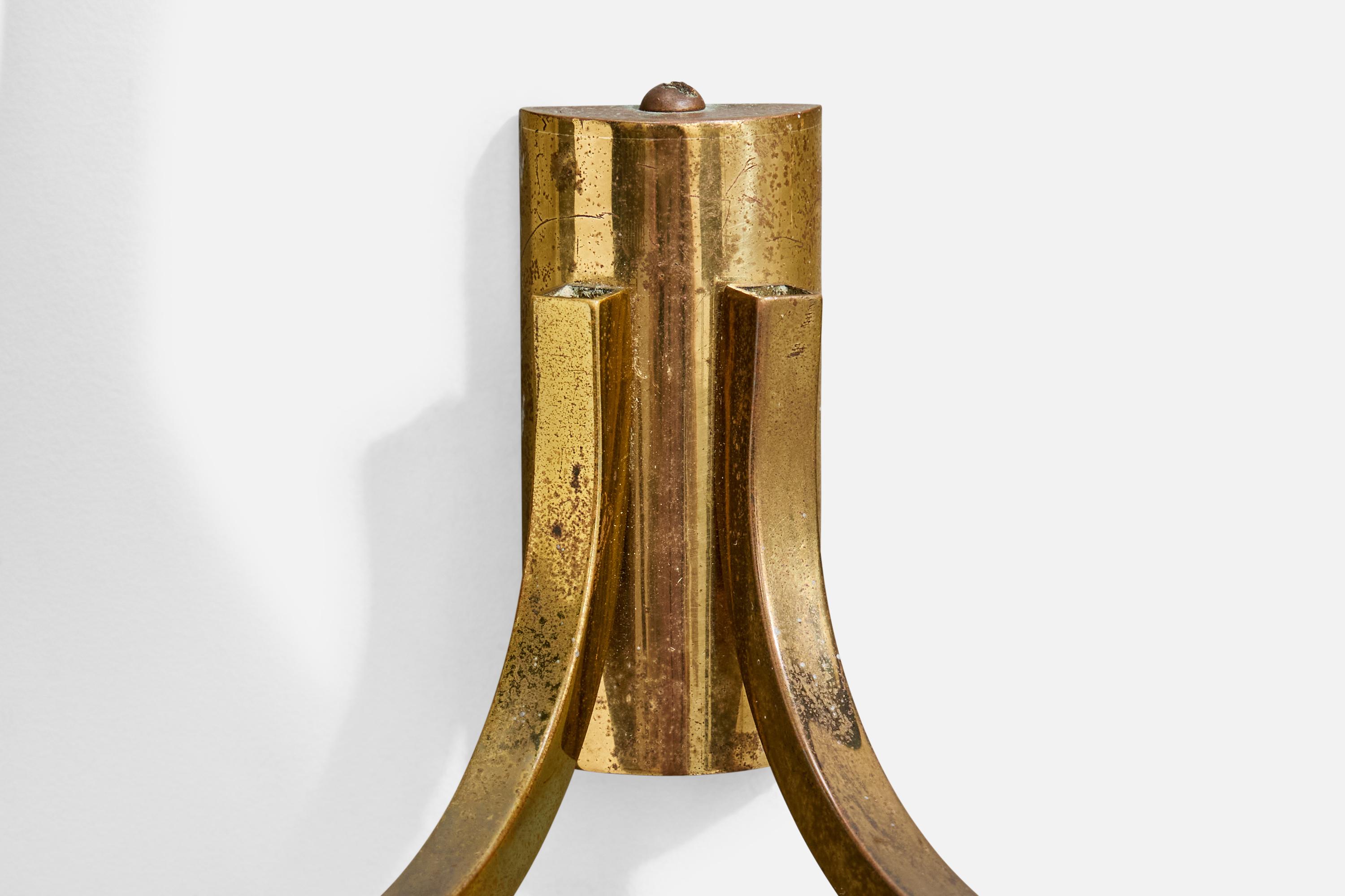 Designer italien, Wall Lights, laiton, verre, Italie, années 1950 en vente 2