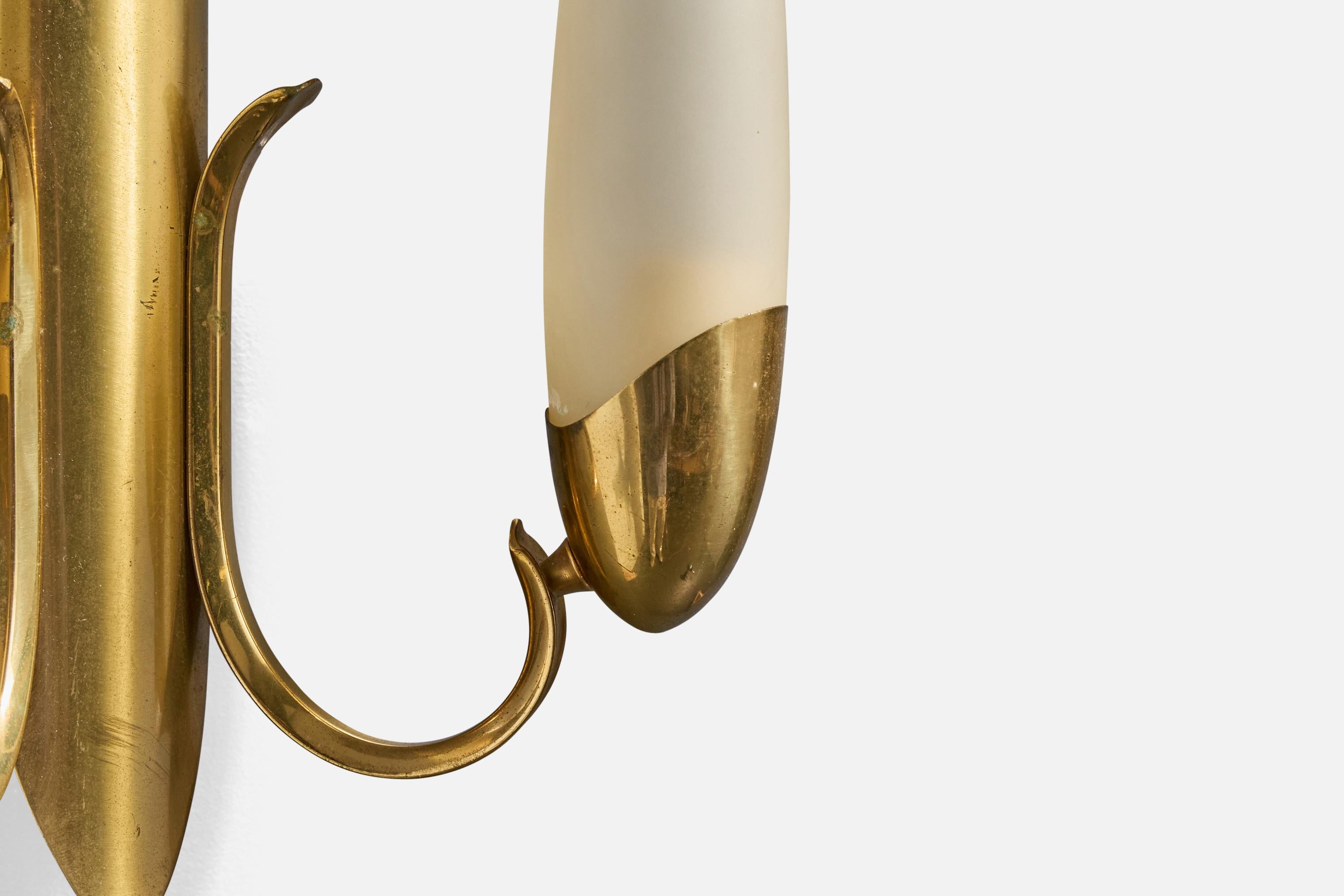 Diseñador italiano, Apliques, Latón, Vidrio, Italia, Años 50 en venta 3