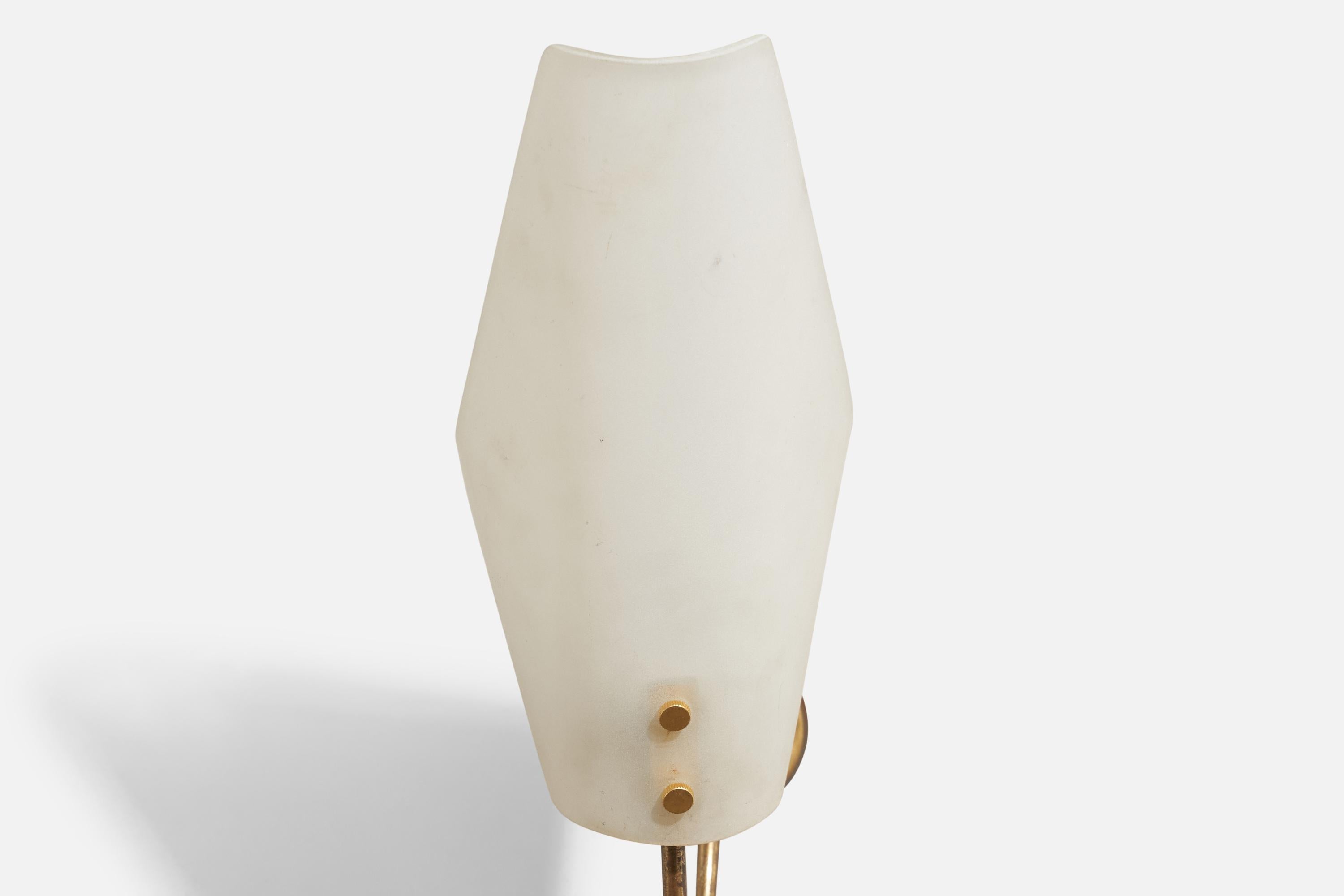 Designer italien, Wall Lights, laiton, verre, Italie, années 1950 en vente 3