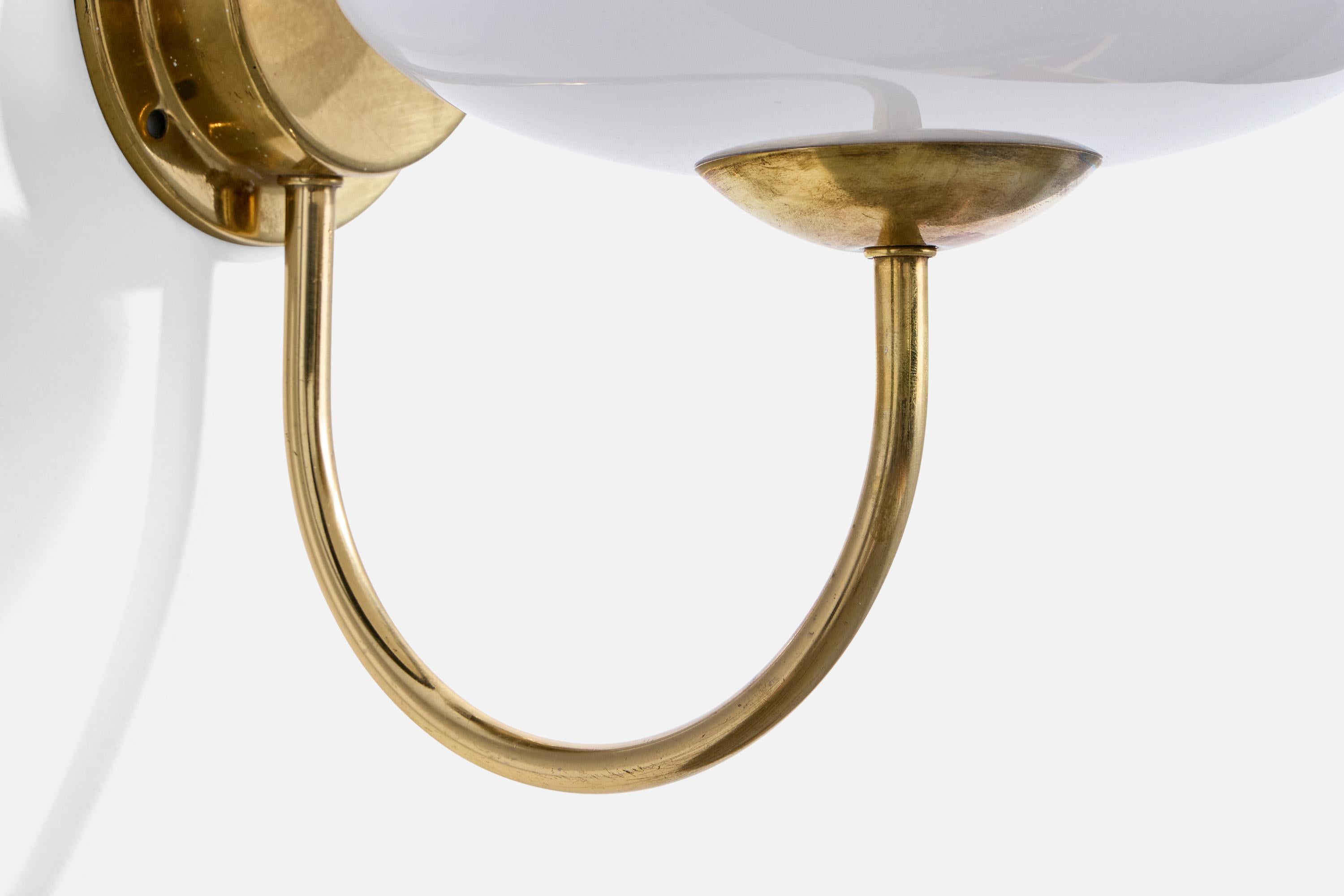 Italian Designer, Wall Lights, Brass, Glass, Italy, 1960s 3