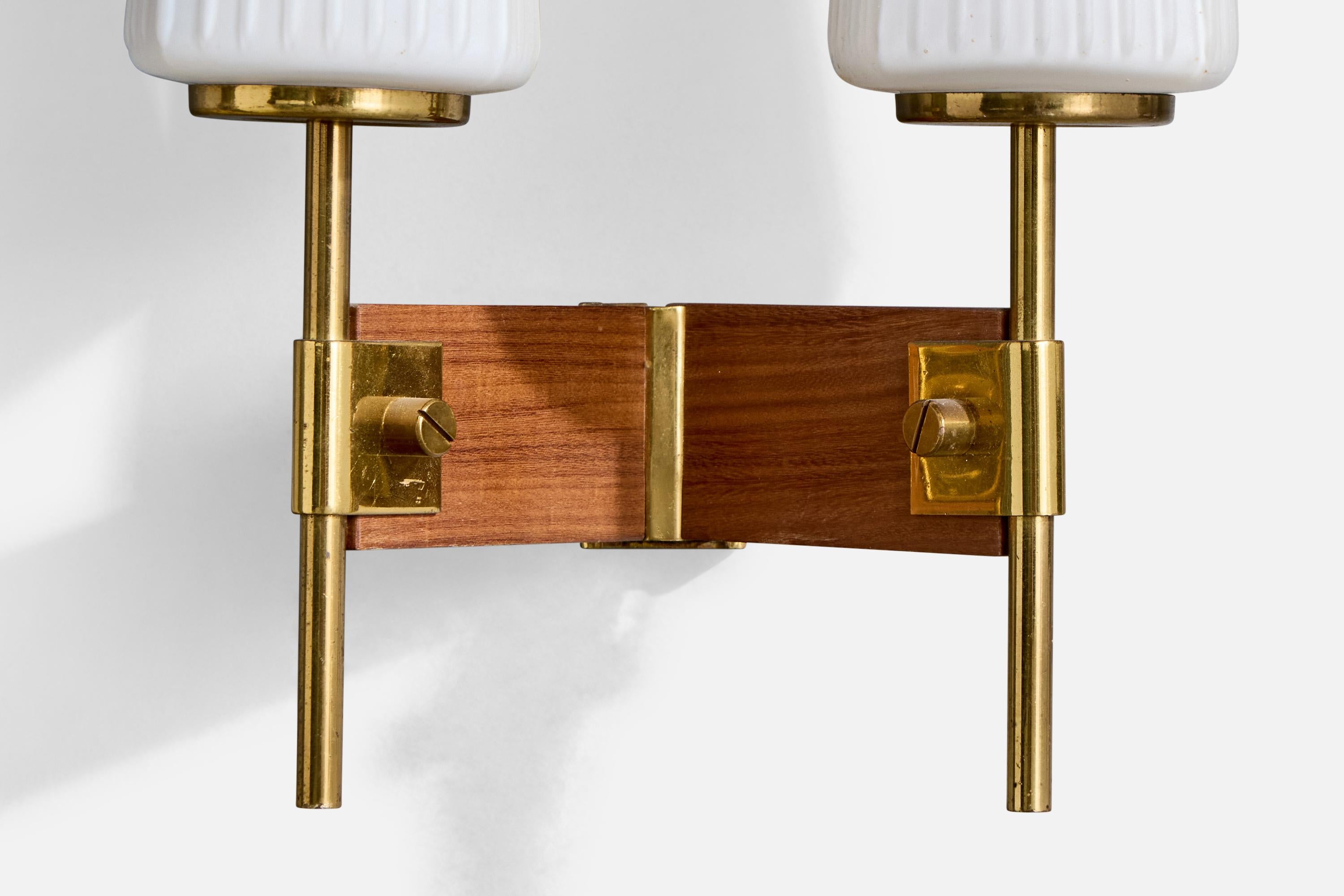Italian Designer, Wall Lights, Brass, Glass, Teak, Italy, 1950s For Sale 2