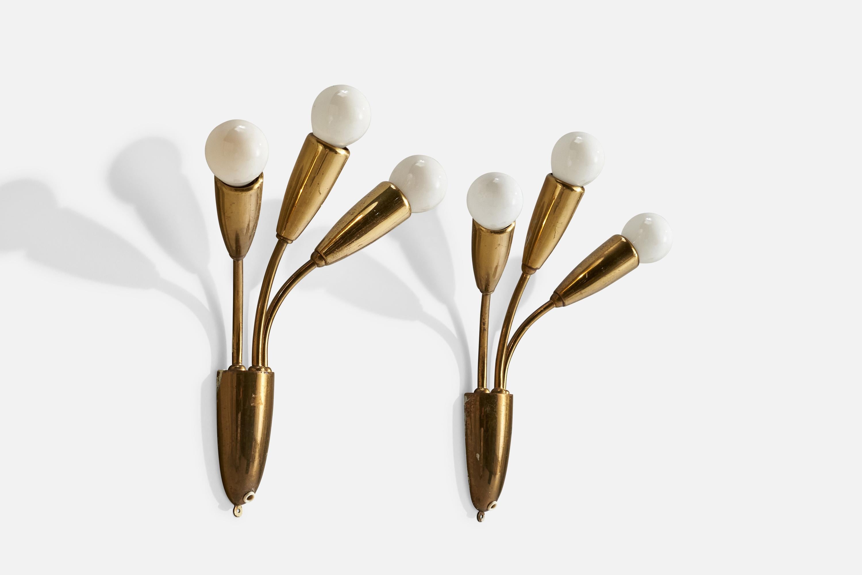Mid-Century moderno Designer italiano, Luci da parete, Ottone, Italia, anni '50 in vendita