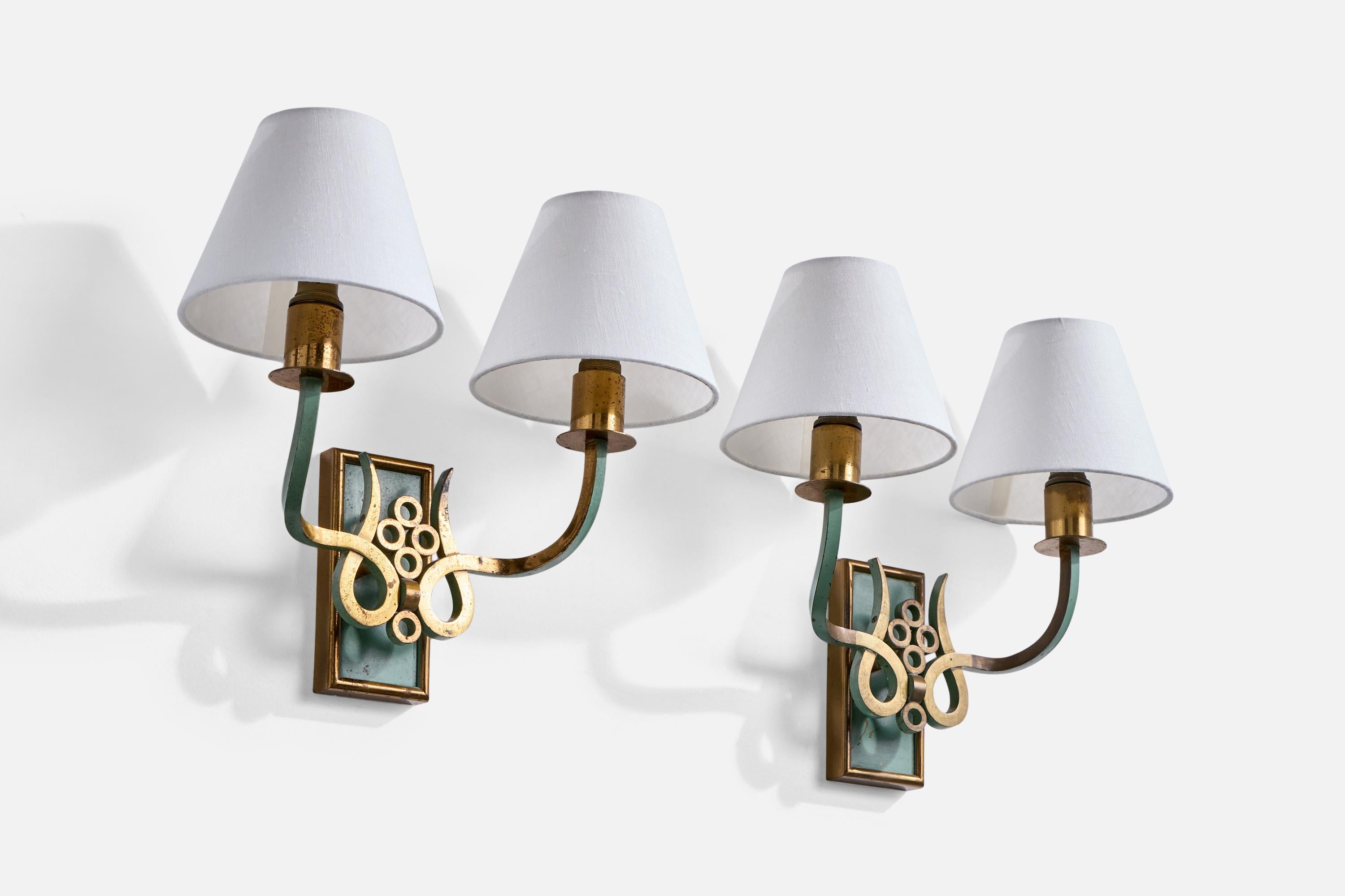 Italian Designer, Wall Lights, Brass, Metal, Fabric, Italy, 1930s In Good Condition For Sale In High Point, NC