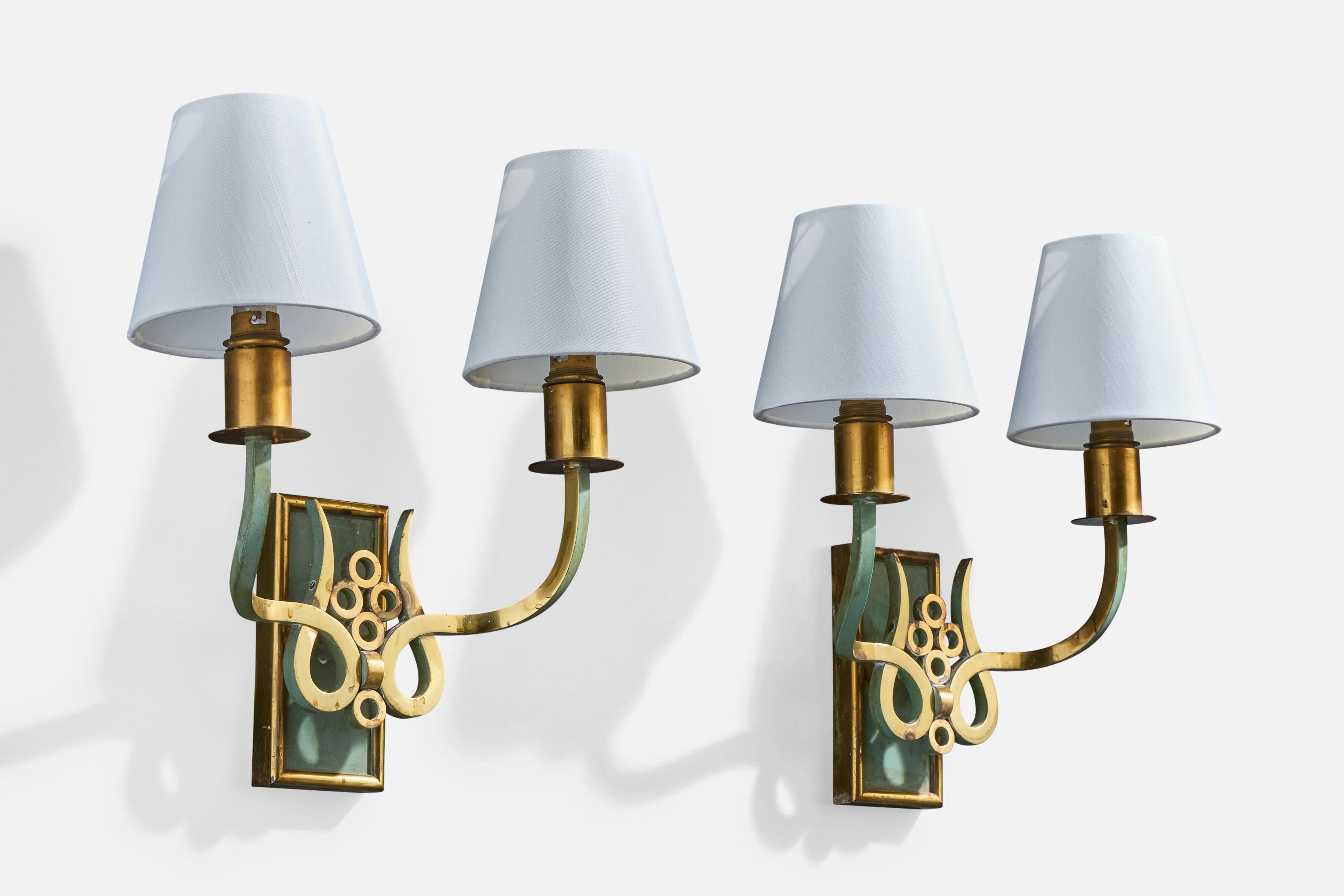 italien Design/One, Lights, laiton, métal, tissu, Italie, années 1930 en vente