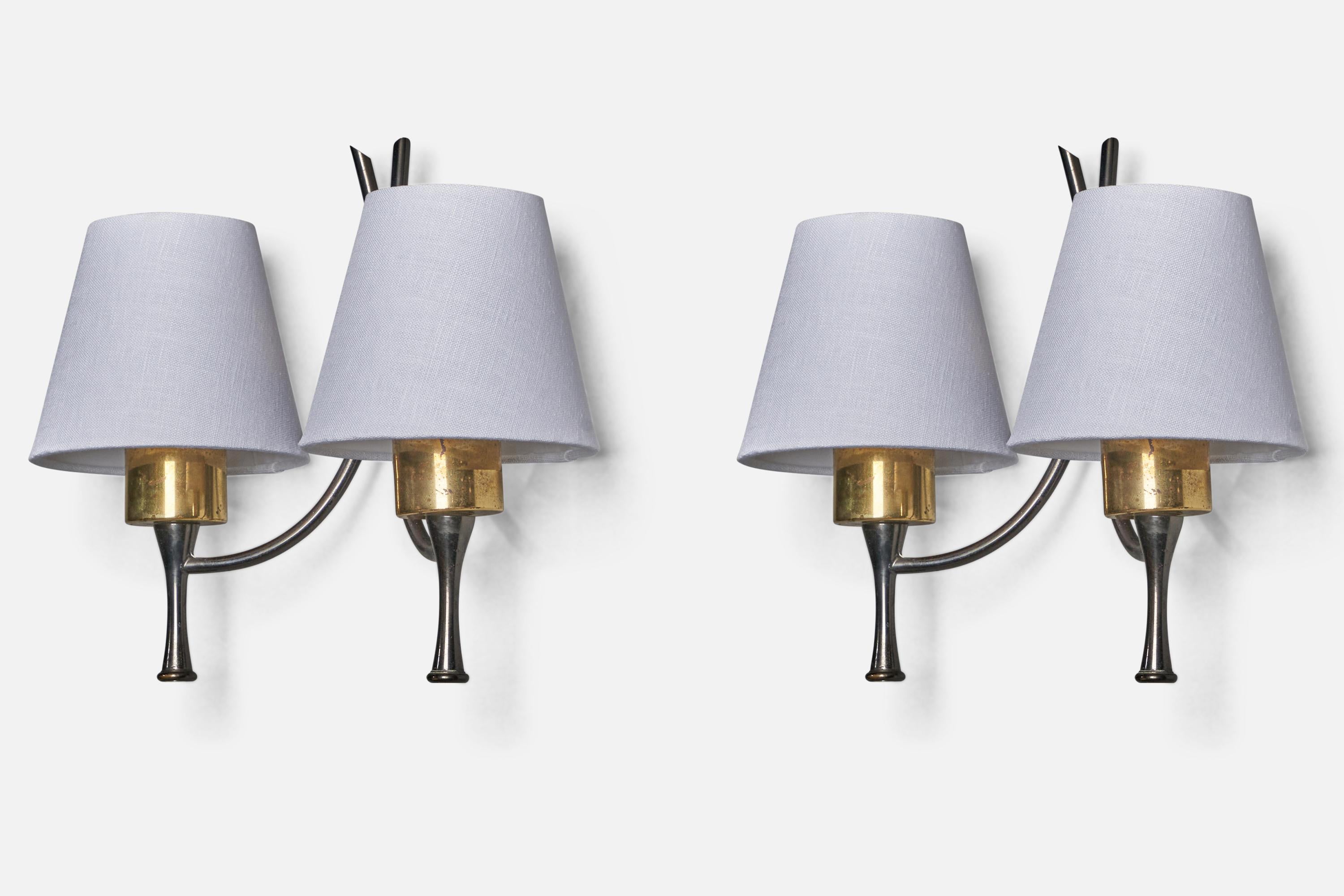 A pair of two-armed brass, black-lacquered metal and white fabric wall lights, designed and produced in Italy, 1950s.

Overall Dimensions: 10.5