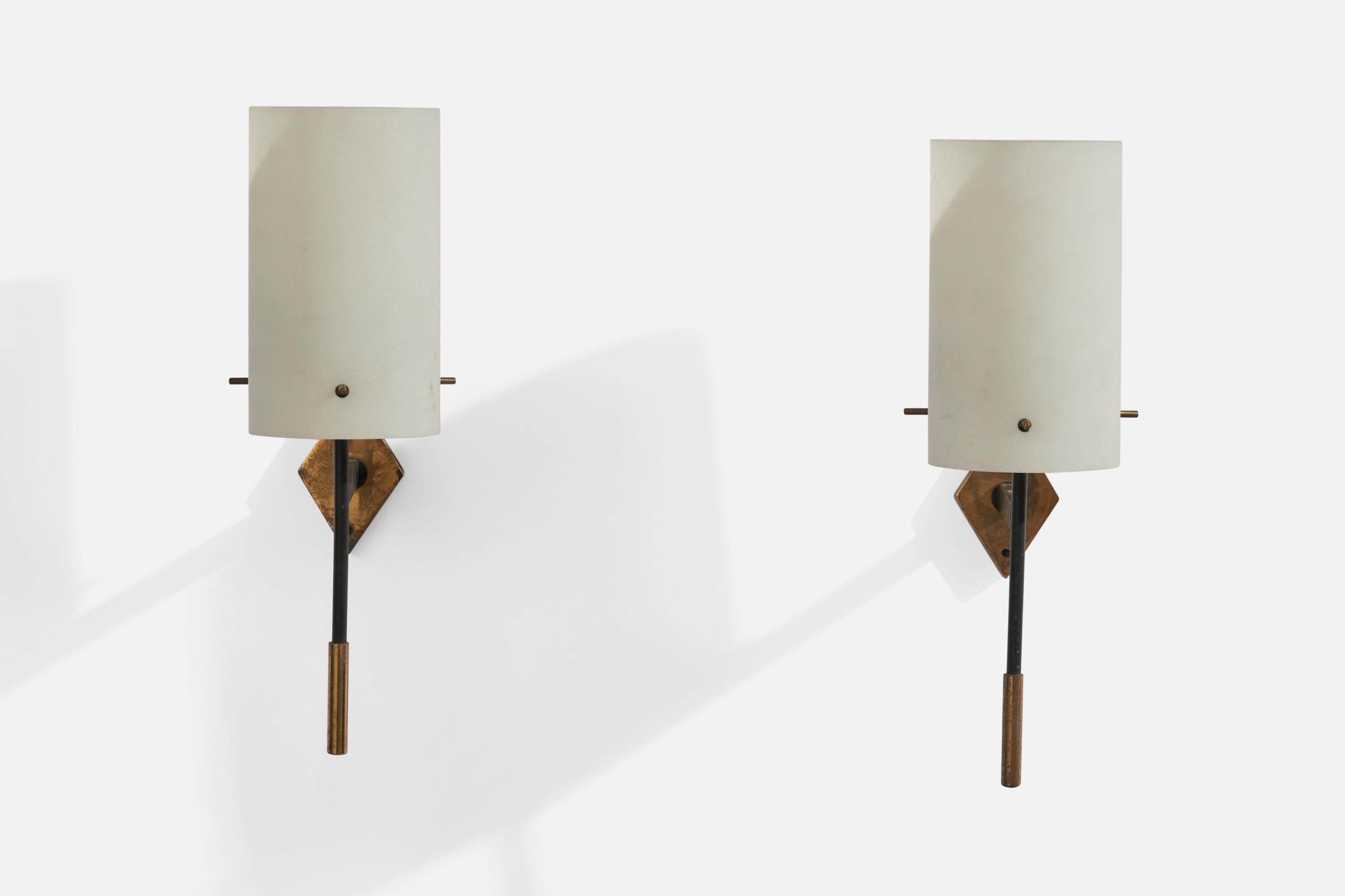 Mid-Century Modern Italian Designer, Wall Lights, Brass, Metal, Glass, Italy, 1950s For Sale