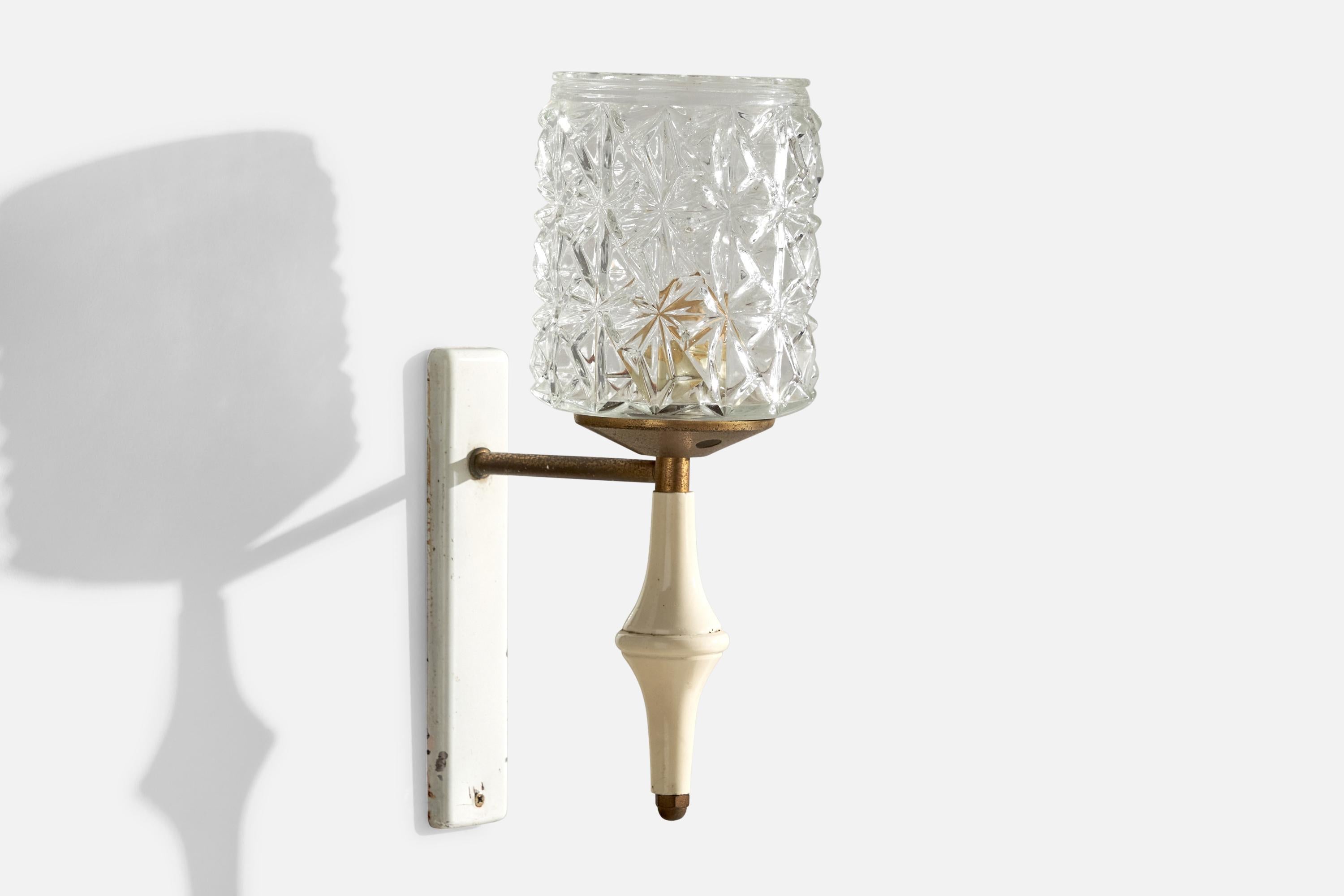 Italian Designer, Wall Lights, Brass, Metal, Wood, Glass, Italy, 1950s In Good Condition In High Point, NC