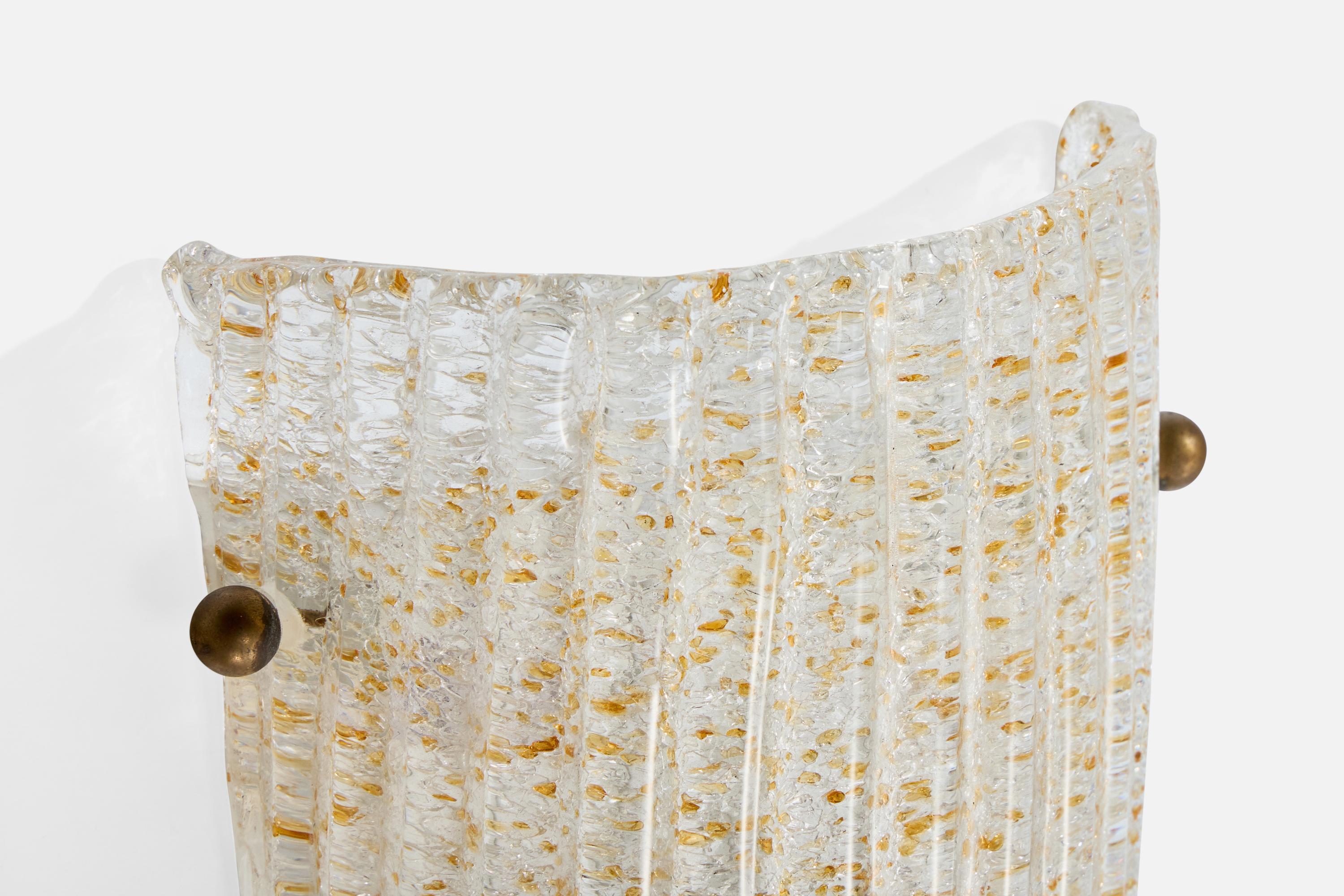 Ottone Designer italiano, applique, vetro, ottone, Italia, anni '1970 in vendita