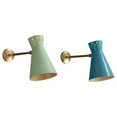 Designer italiano, Luci da parete, Metallo, Ottone, Italia, anni 
50