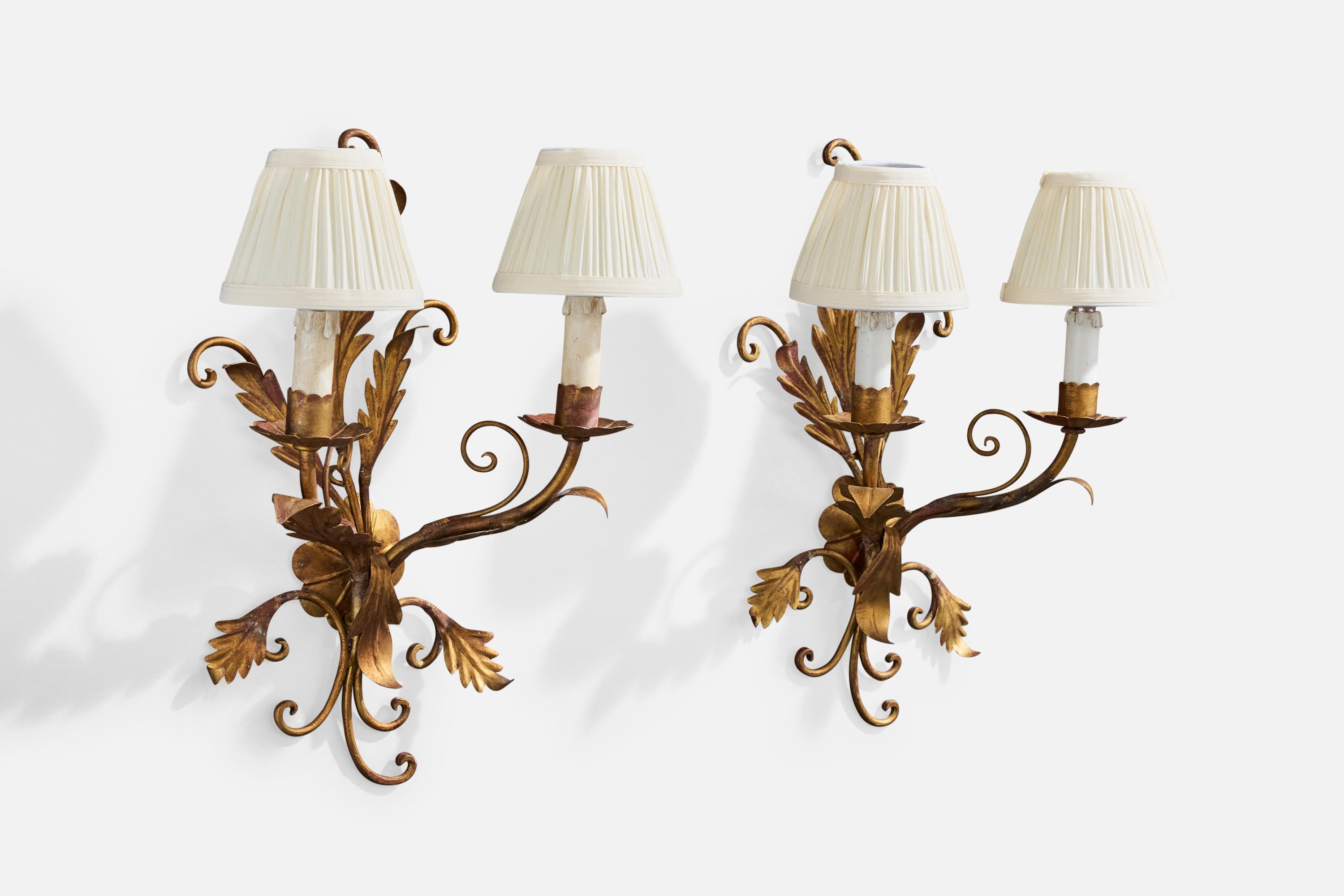 Italian Designer, Wall Lights, Metal, Fabric, Italy, 1940s In Good Condition For Sale In High Point, NC