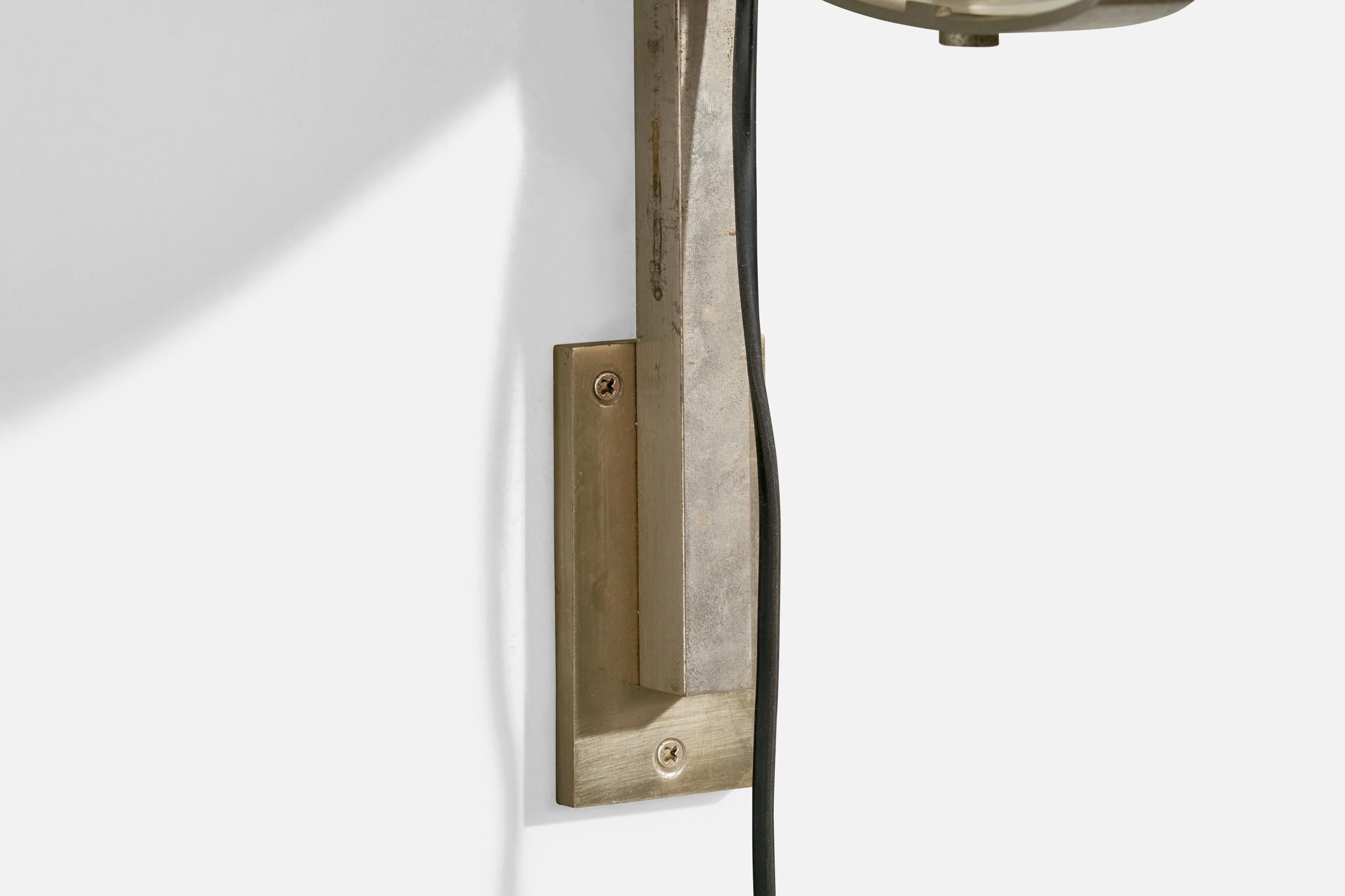 Italienischer Designer, Wandleuchten, Stahl, Glas, Italien, 1960er Jahre im Angebot 3