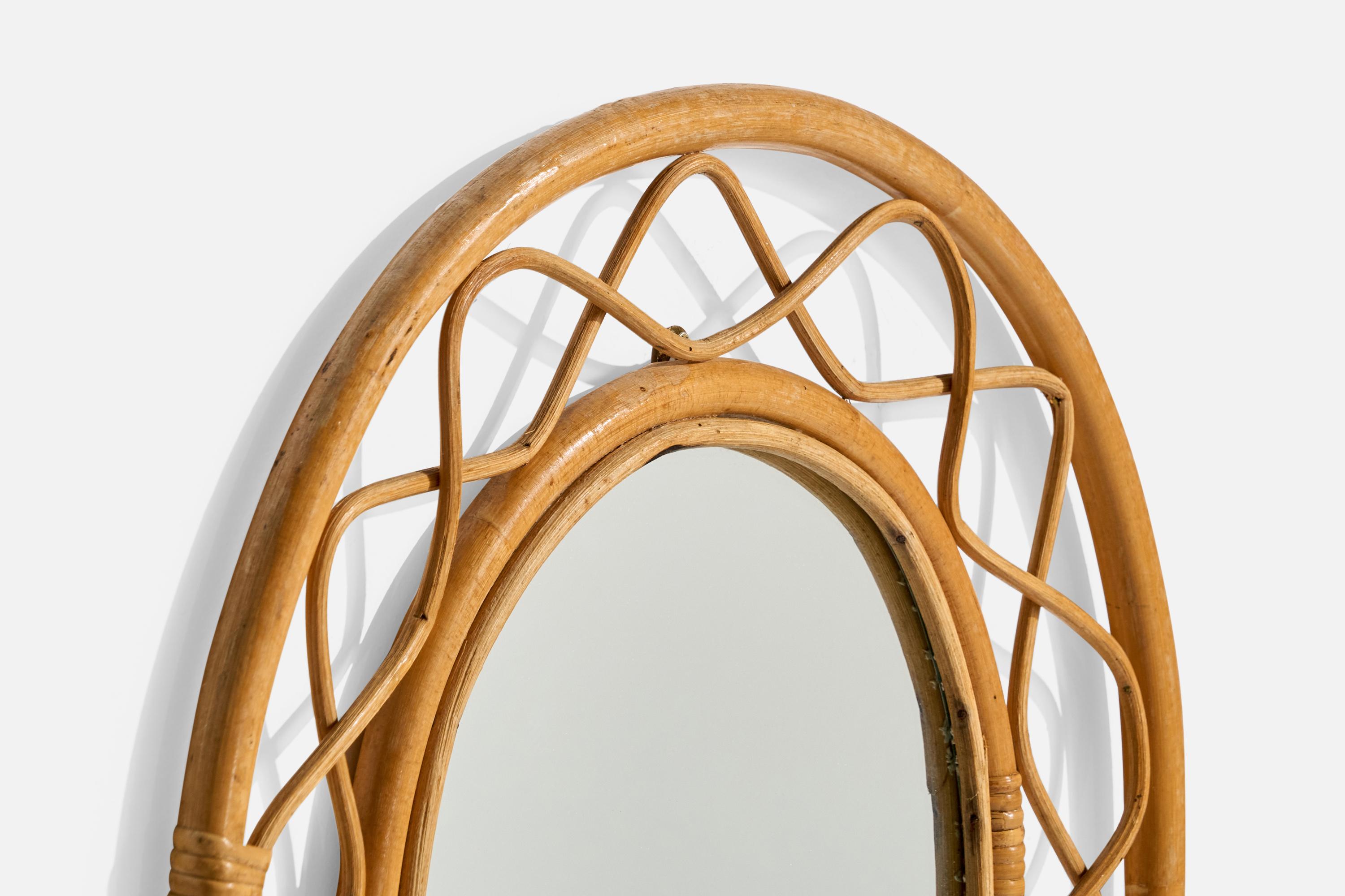 Diseñador italiano, Espejo de pared, Bambú, Italia, años 60 en Bueno estado para la venta en High Point, NC