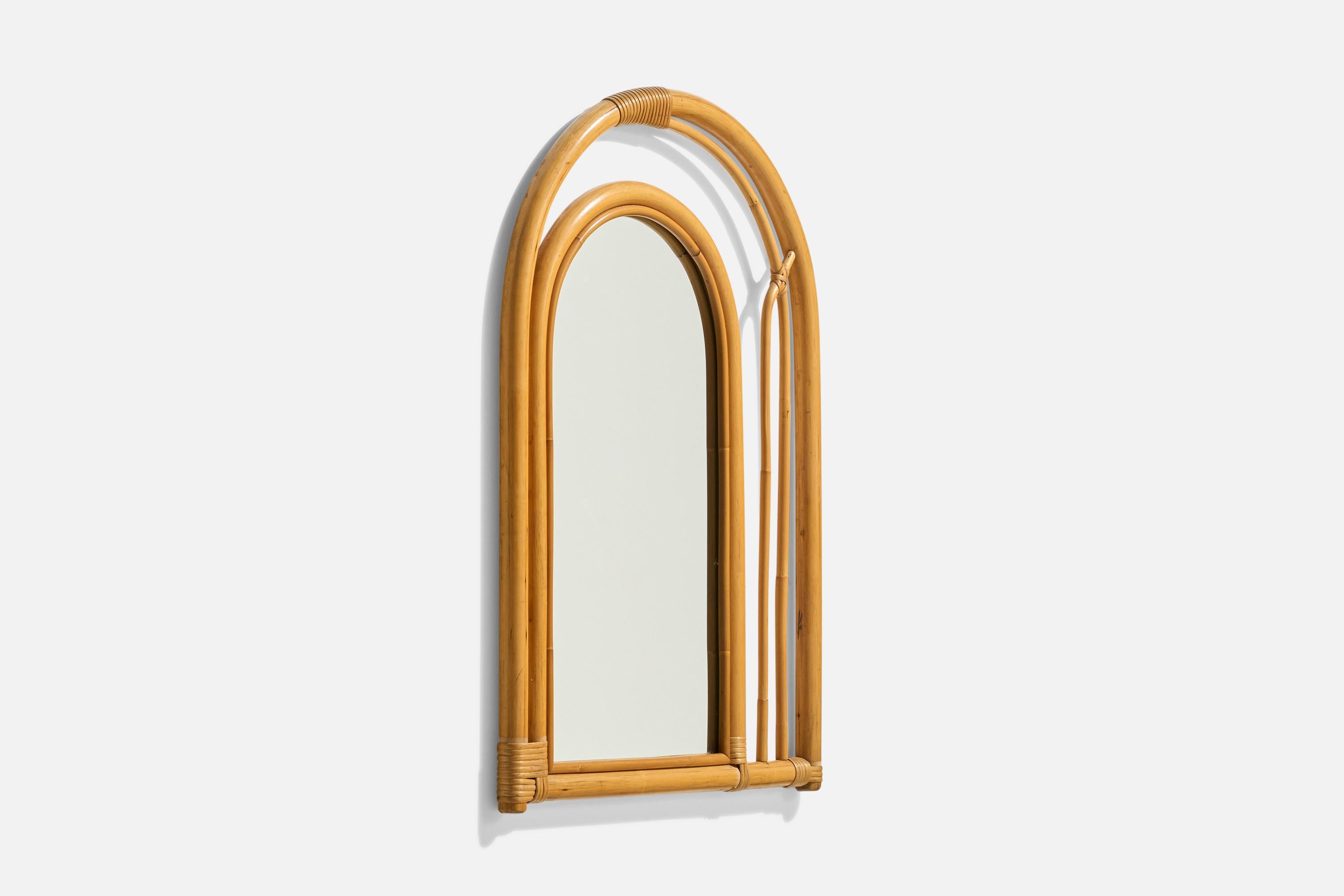 Mid-Century Modern Designer italien, miroir mural, bambou, miroir en verre, Italie, vers 1950 en vente