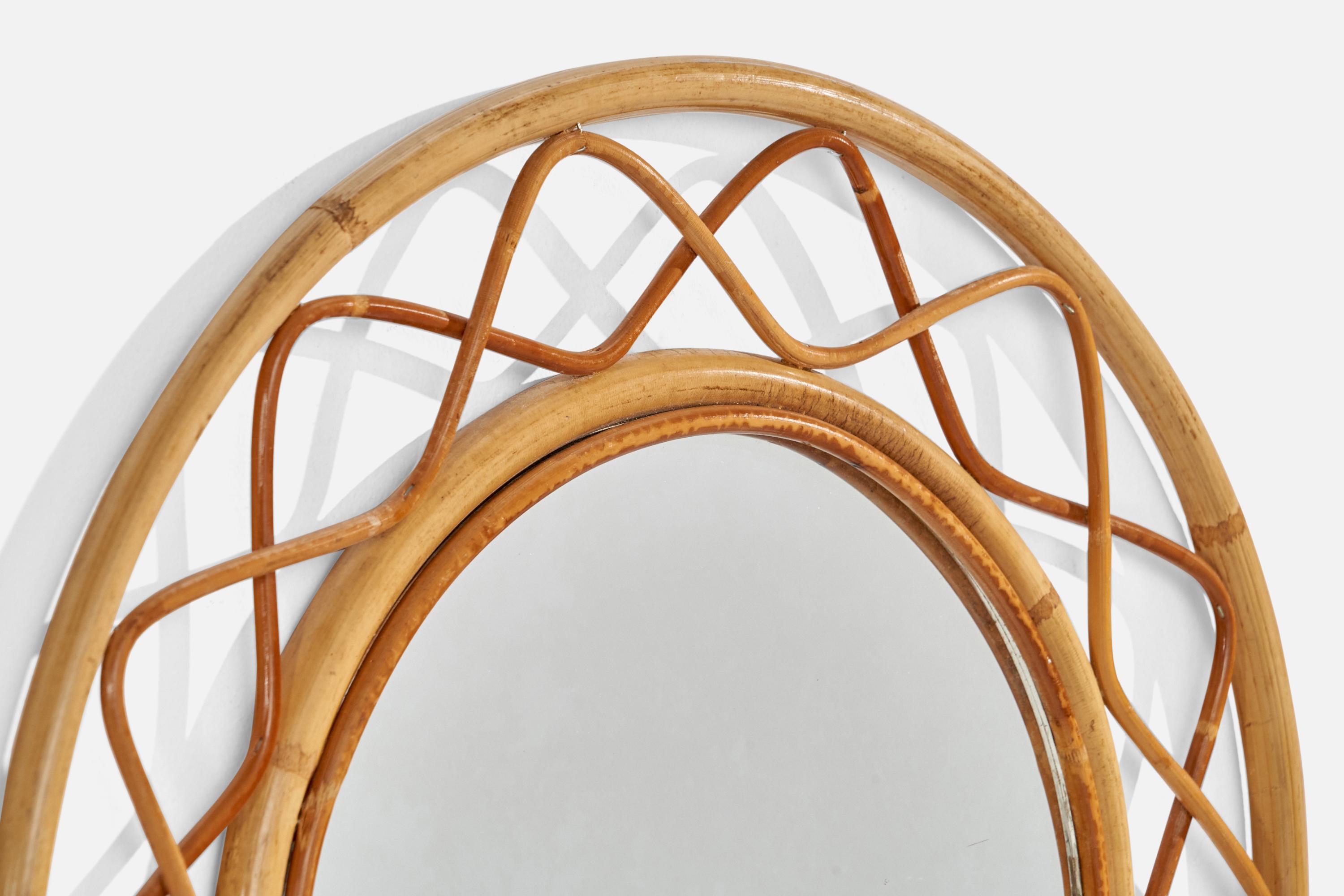 Diseñador italiano, espejo de pared, bambú, ratán, Italia, años 50 en Bueno estado para la venta en High Point, NC