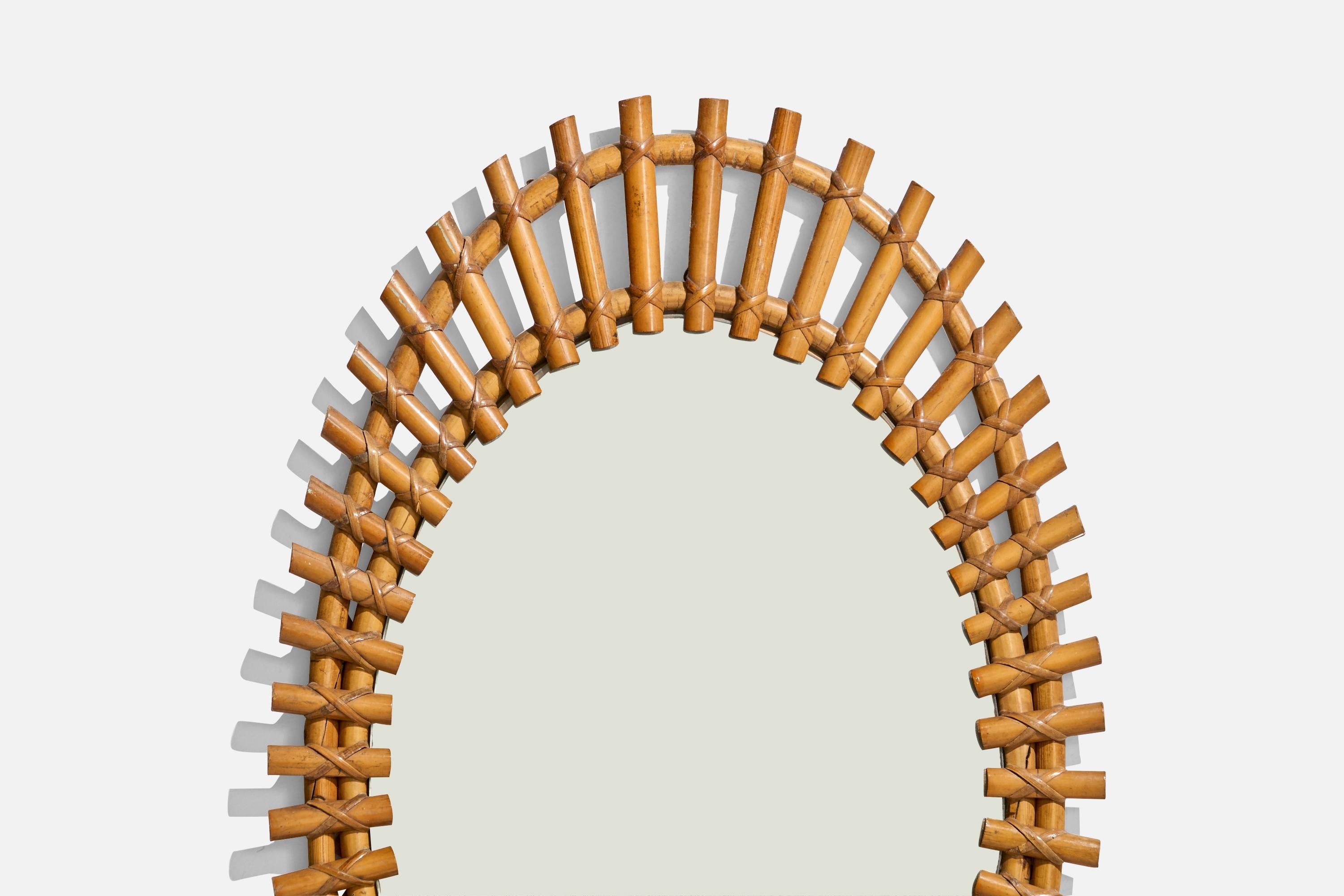Milieu du XXe siècle Miroir mural de designer italien, bambou, rotin, Italie, années 1950 en vente