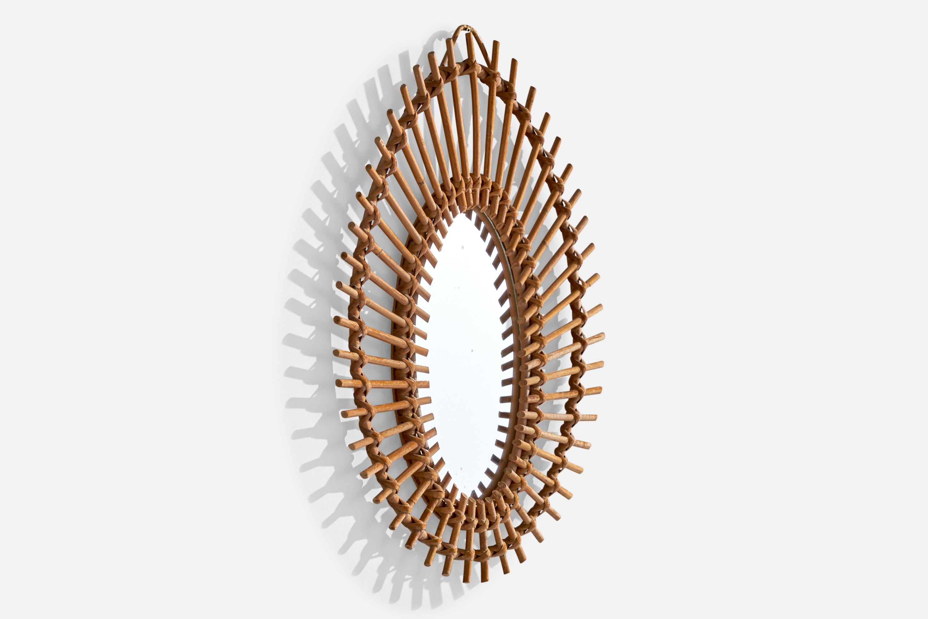 Diseñador italiano, espejo de pared, bambú, ratán, Italia, años 60 Moderno de mediados de siglo en venta