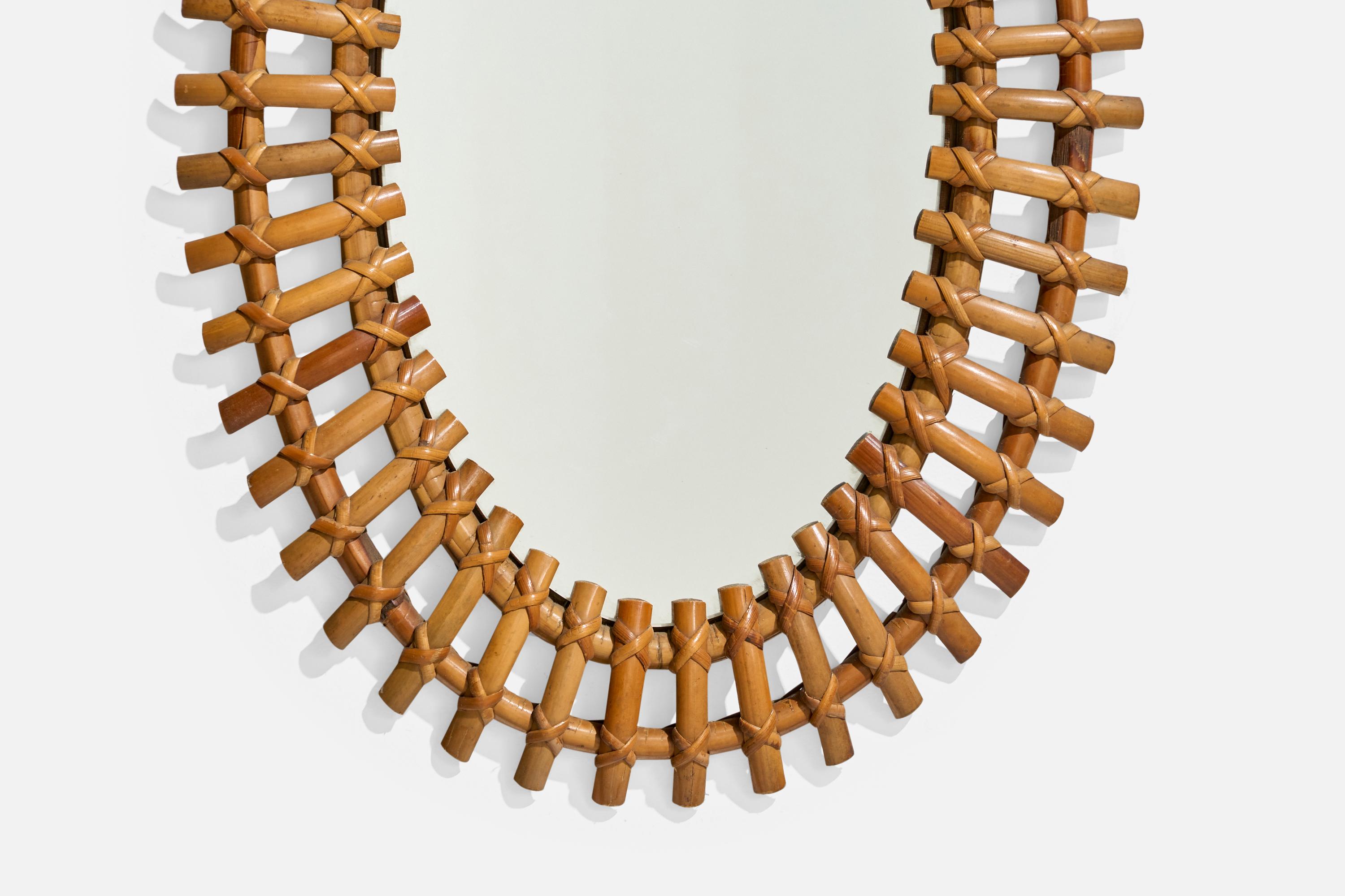 Milieu du XXe siècle Miroir mural de designer italien, bambou, rotin, Italie, années 1960 en vente