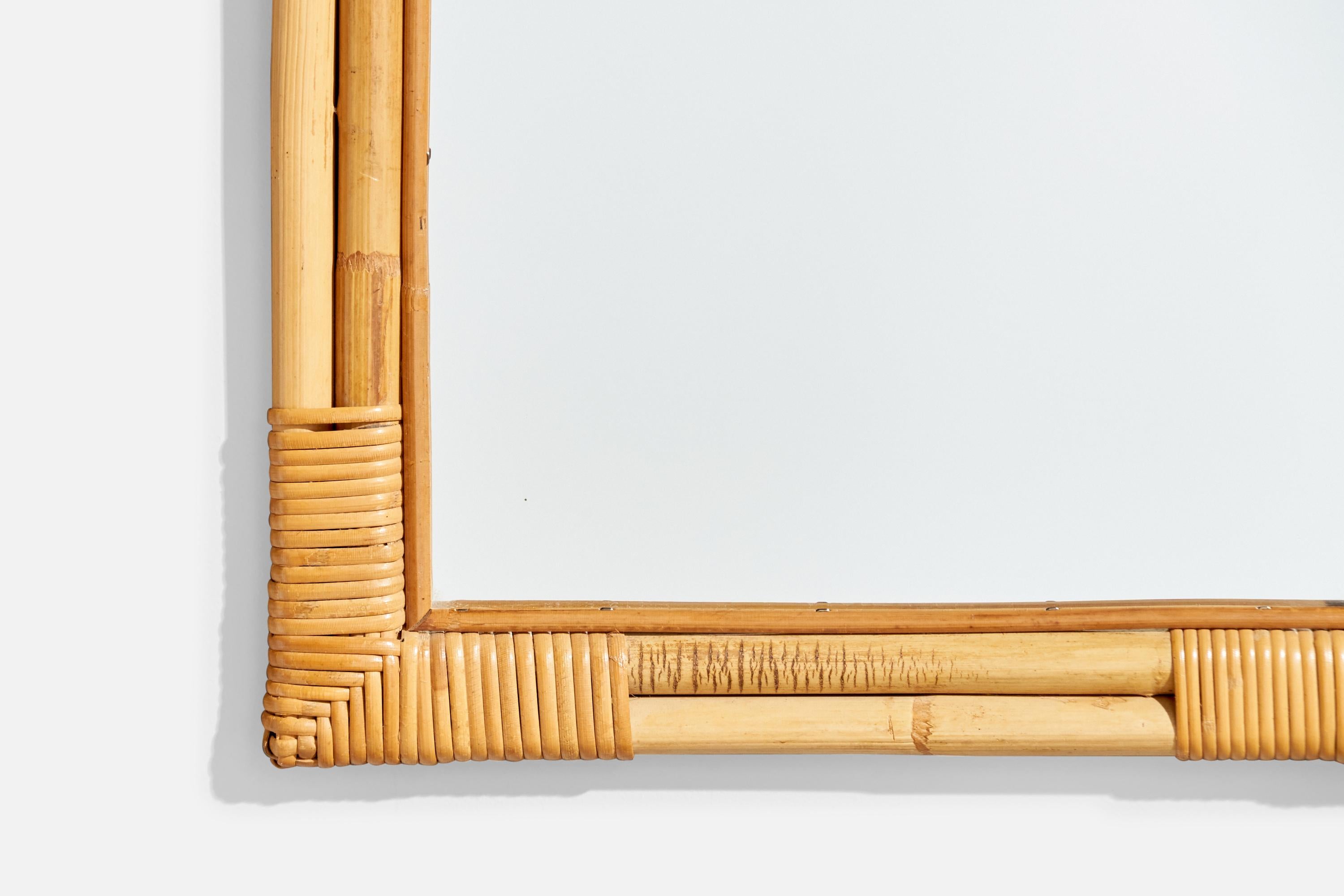 Miroir mural de designer italien, bambou, rotin, Italie, années 1960 en vente 1
