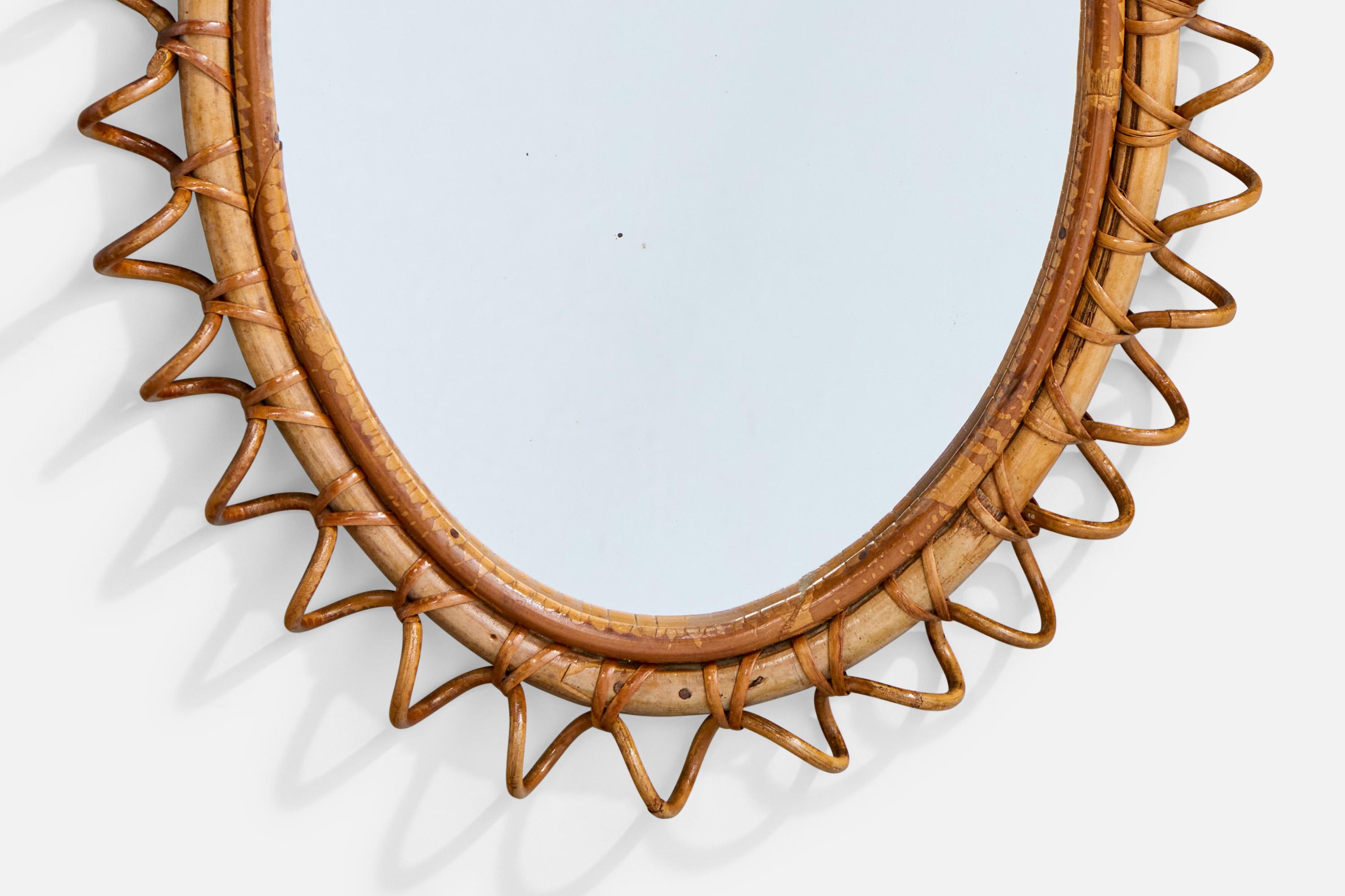 Diseñador italiano, espejo de pared, bambú, ratán, Italia, años 60 mediados del siglo XX en venta
