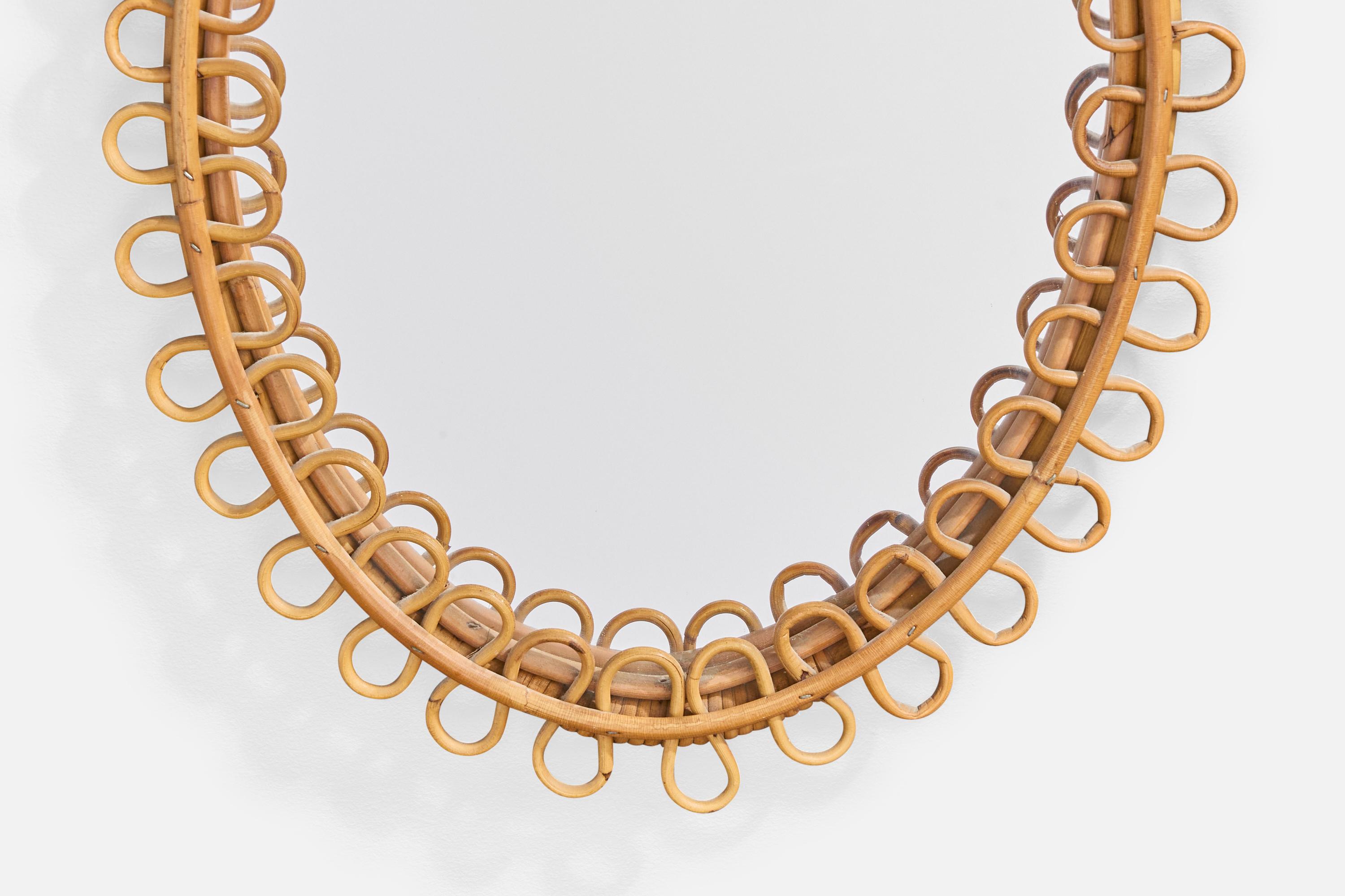 Metà XX secolo Specchio da parete di design italiano, bambù, rattan, Italia, anni '60 in vendita