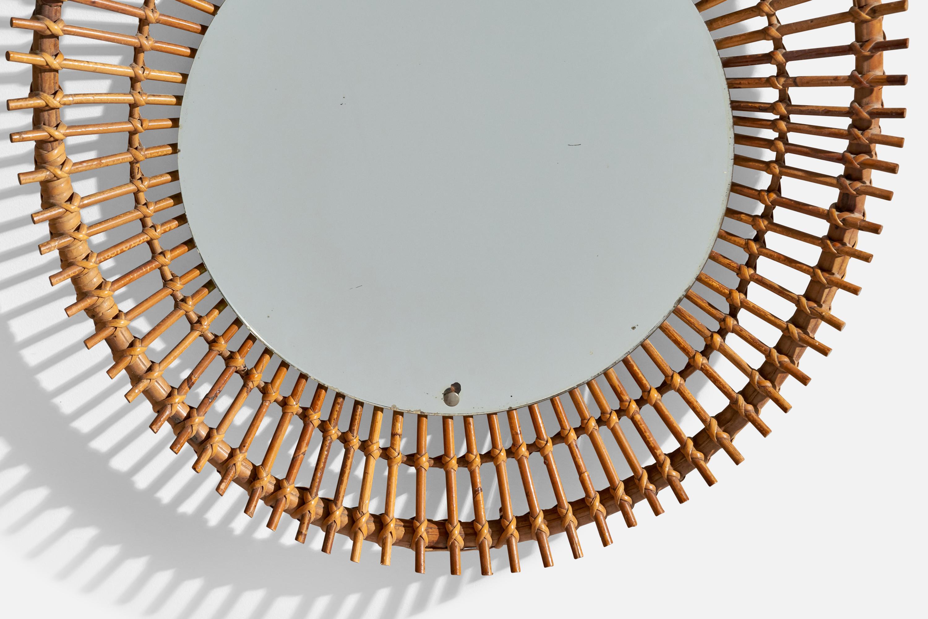 Miroir mural de designer italien, bambou, rotin, Italie, années 1960 en vente 1