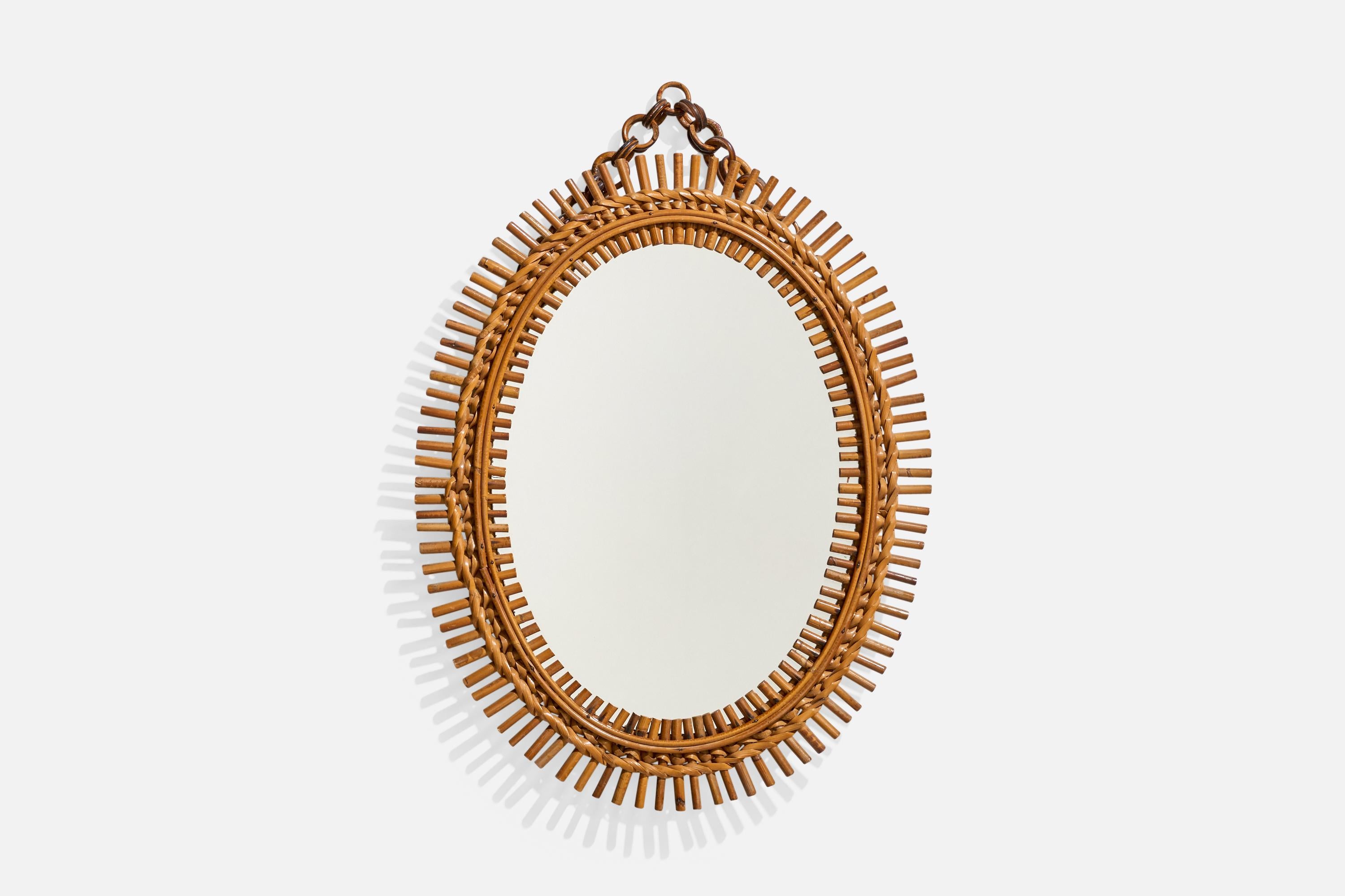 Specchio da parete in bambù e rattan disegnato e prodotto in Italia, anni '50. 
