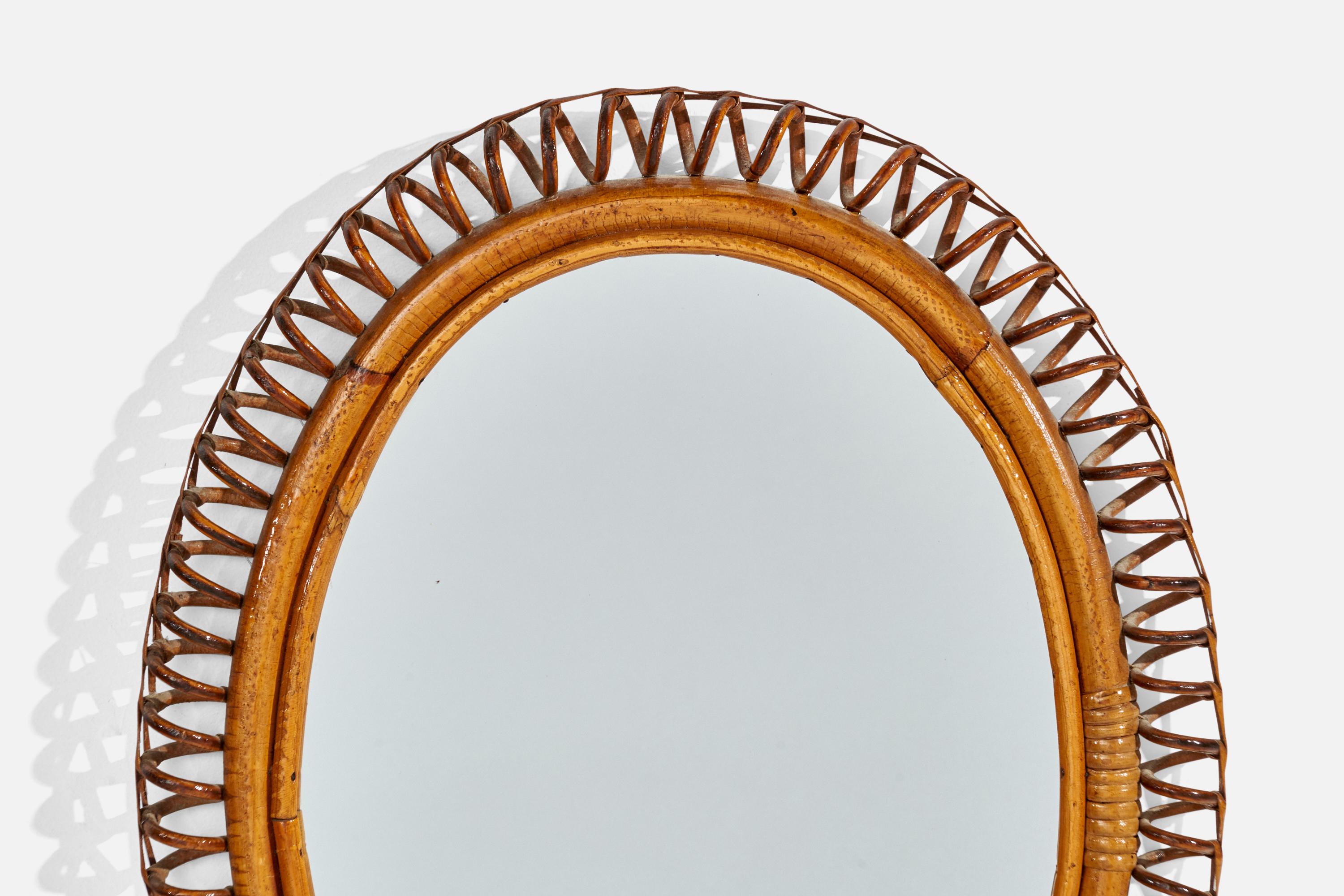 Specchio da parete di design italiano, bambù, rattan, vetro a specchio, Italia, anni '50 In condizioni buone in vendita a High Point, NC