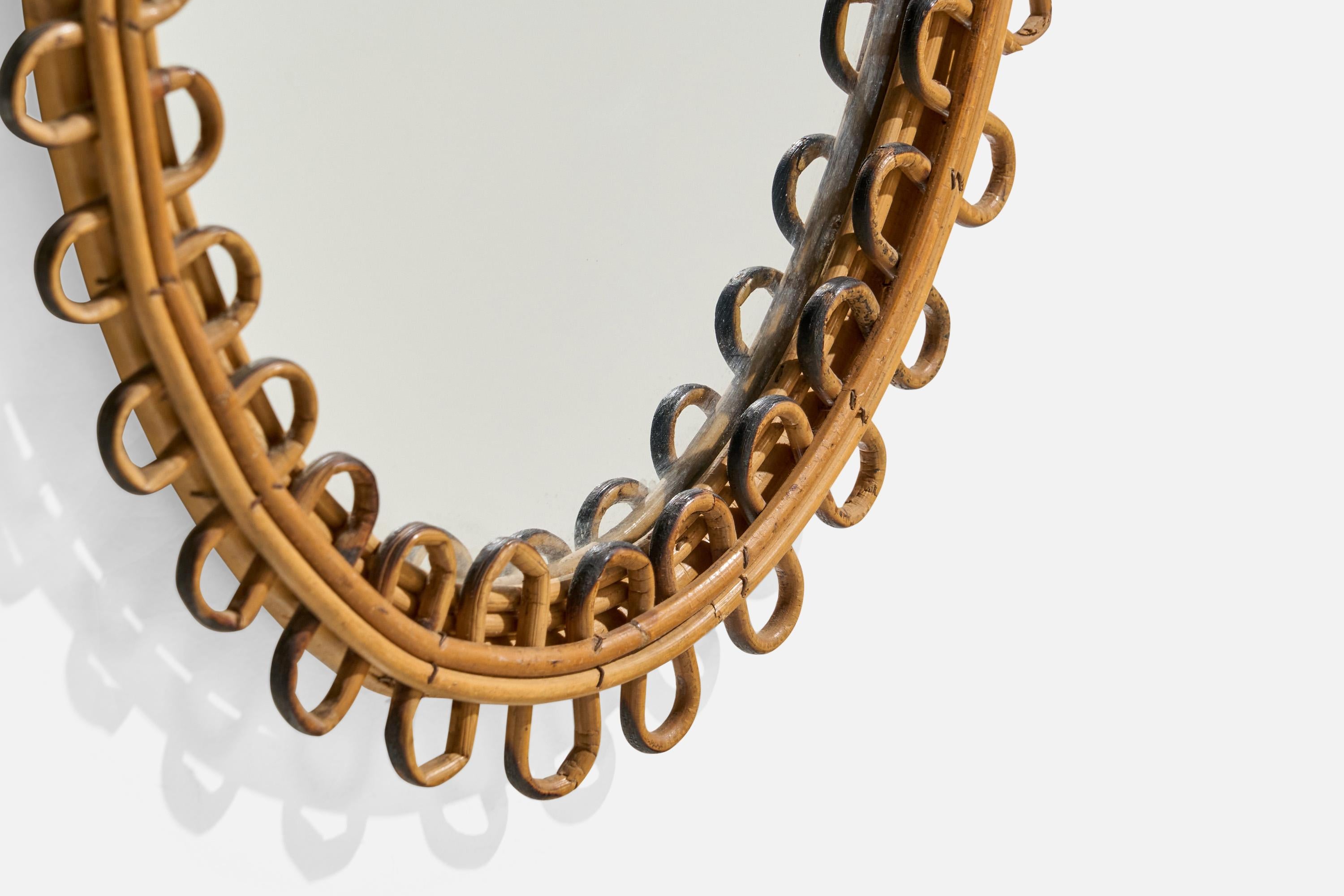 Rattan Specchio da parete di design italiano, bambù, rattan, vetro a specchio, Italia, anni '50 in vendita