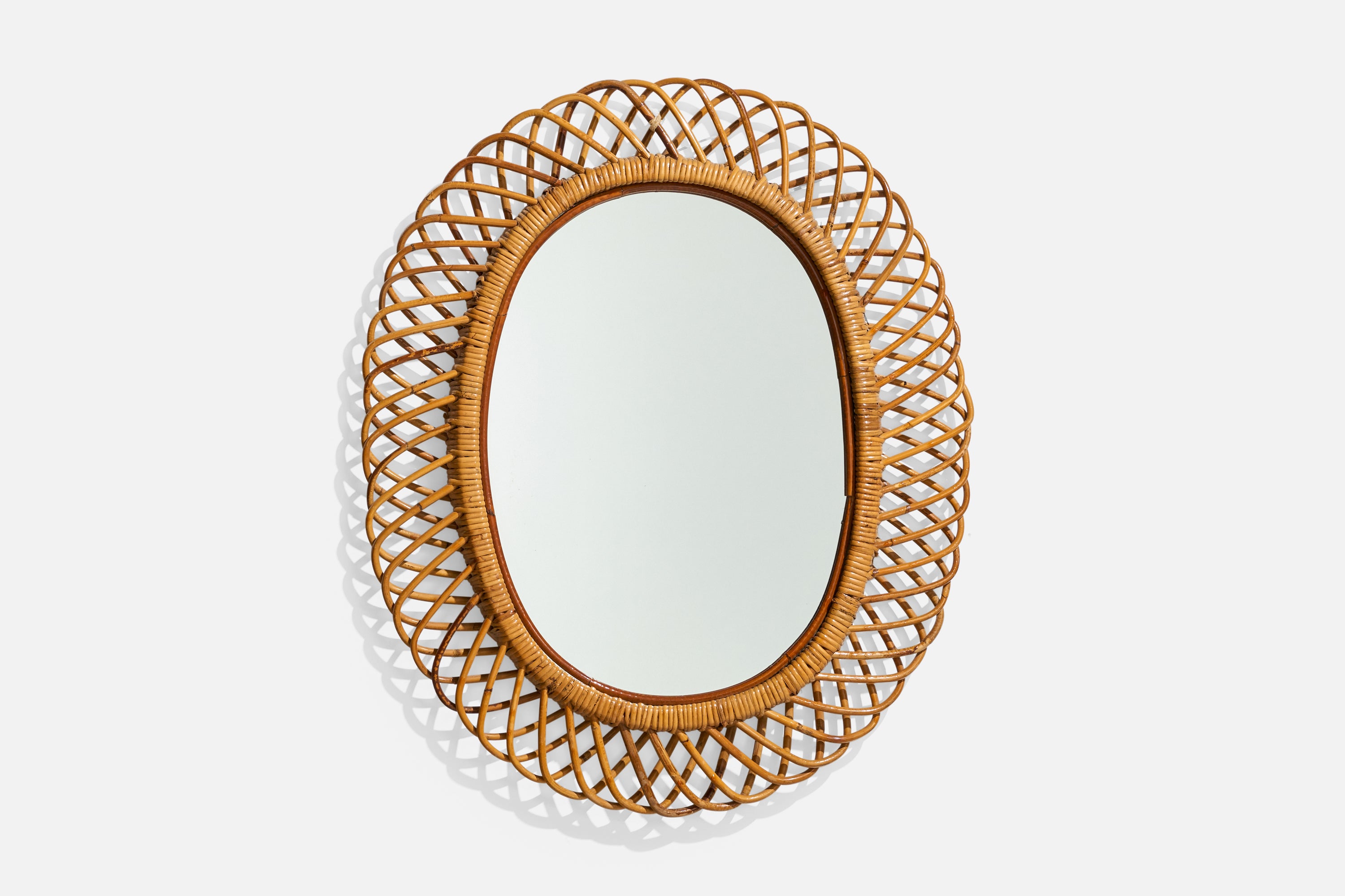 Diseñador italiano, espejo de pared, bambú, ratán, espejo de cristal, Italia, años 50