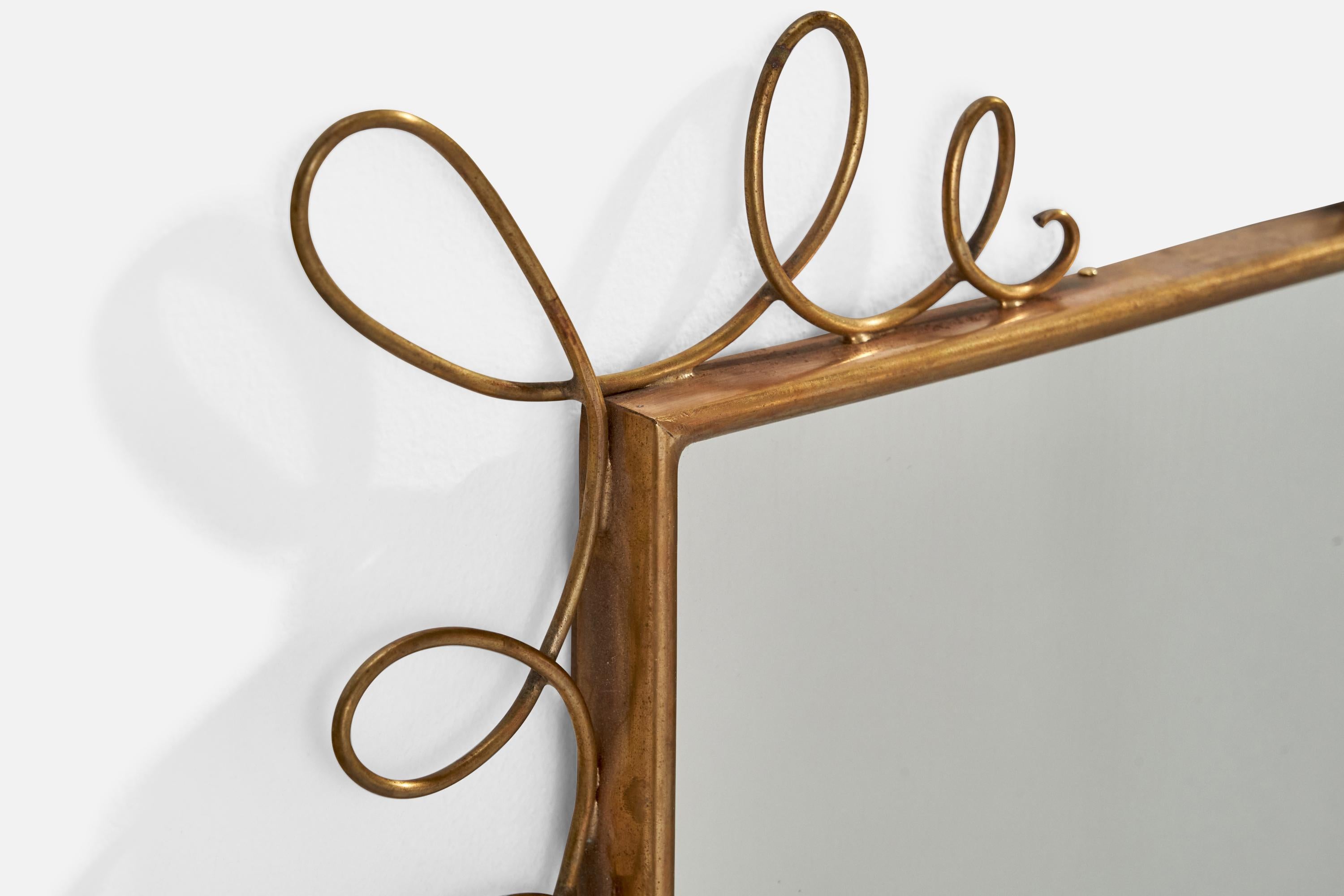 Diseñador italiano, Espejo de pared, Latón, Italia, Década de 1940 en Bueno estado para la venta en High Point, NC