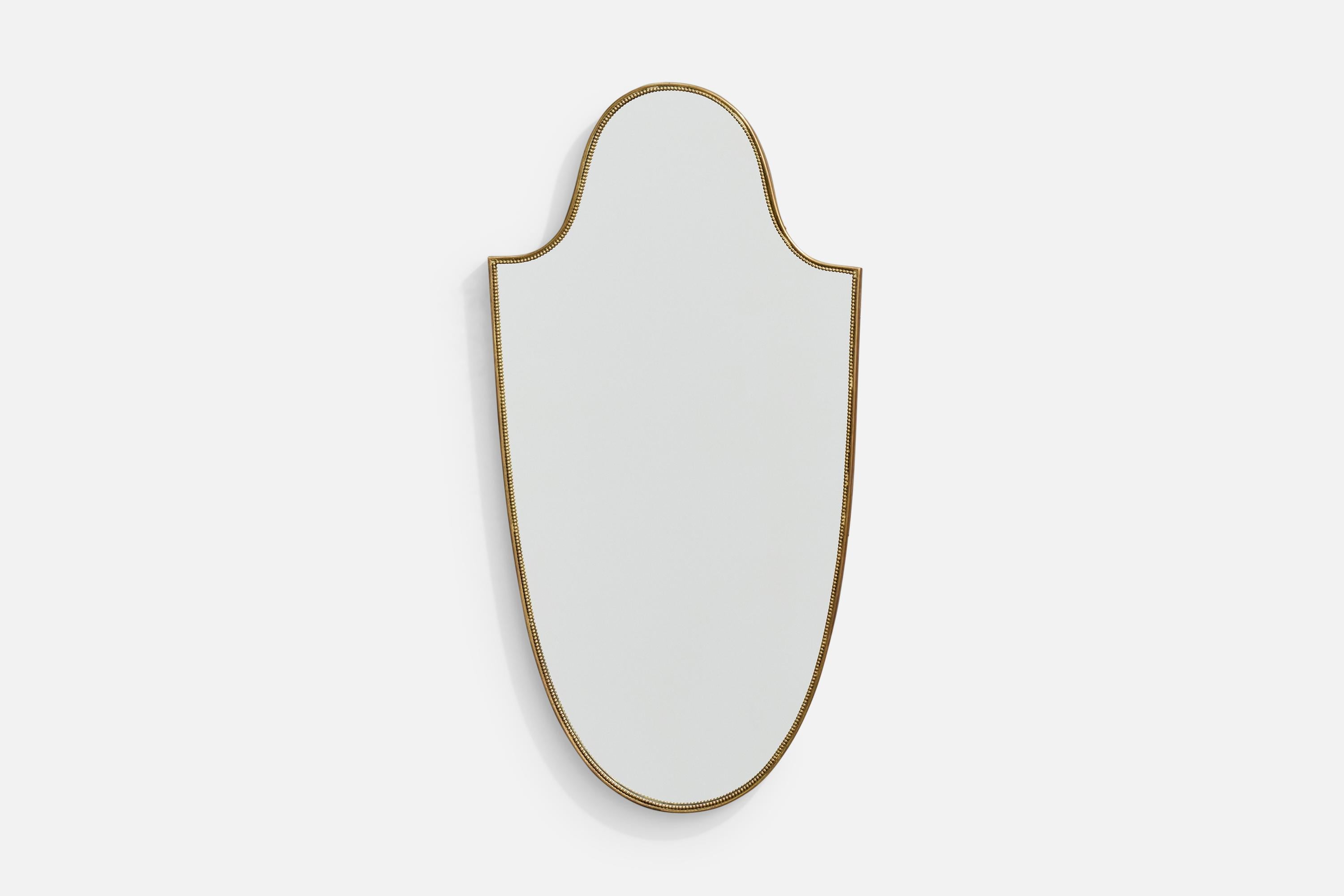 Espejo de pared de latón diseñado y fabricado en Italia, c. 1950.

Presencia de oxidación en el latón.

Dimensiones totales (pulgadas): 31,25 