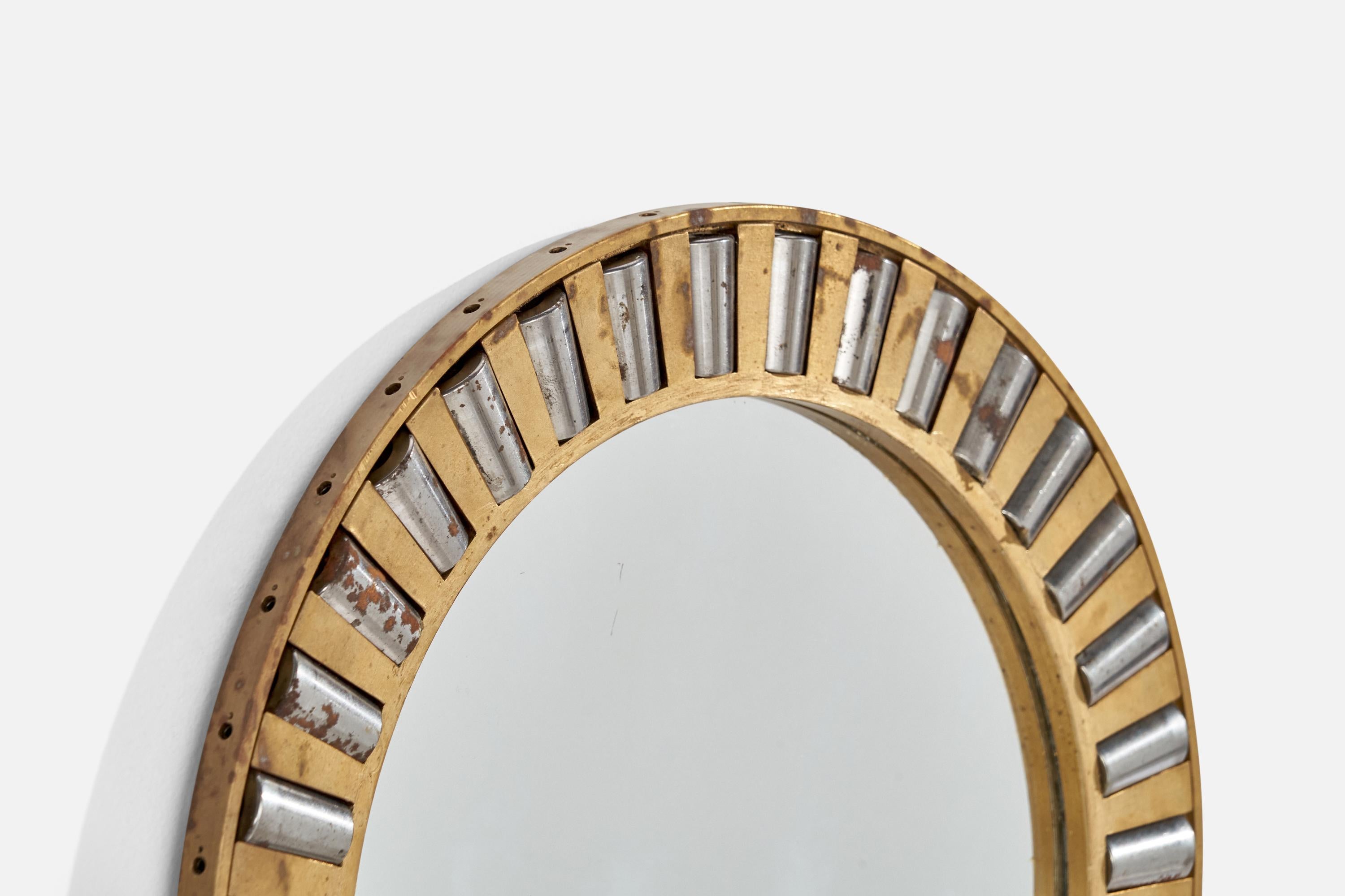 Italian Designer, Wall Mirror, Brass, Metal, Mirror Glass, Italy, c. 1940s In Good Condition For Sale In High Point, NC