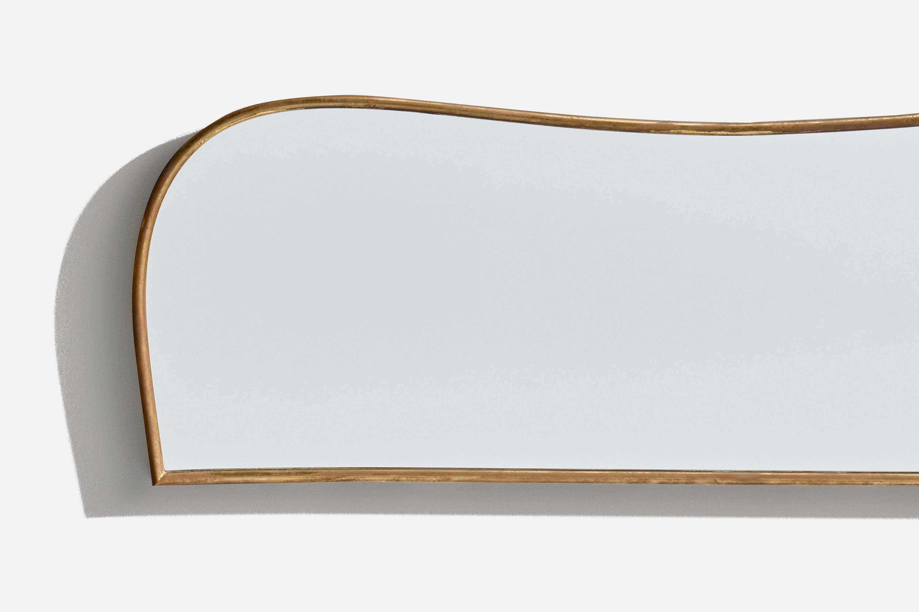 Milieu du XXe siècle Designer italien, miroir mural, laiton, verre de miroir, Italie, années 1950 en vente