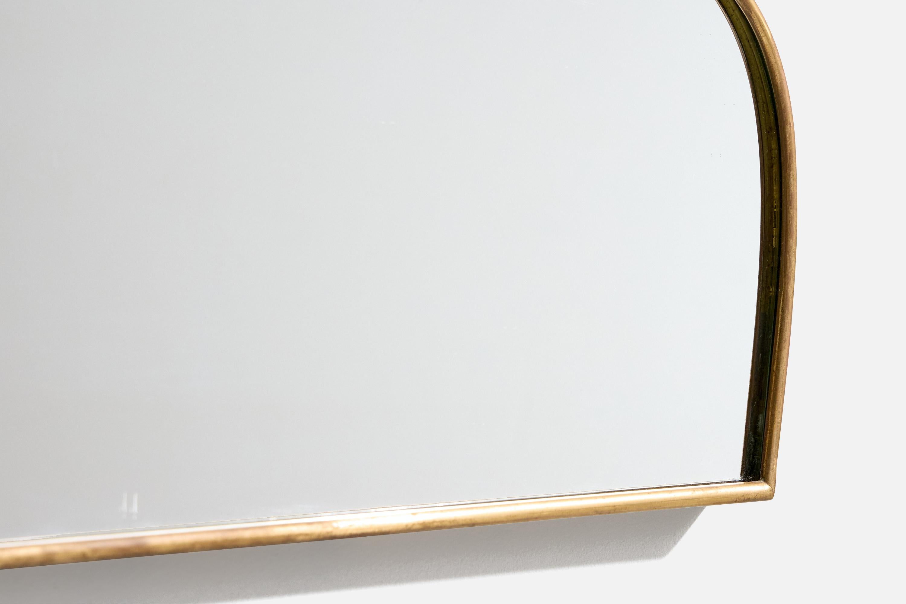 Designer italien, miroir mural, laiton, verre de miroir, Italie, années 1950 en vente 1