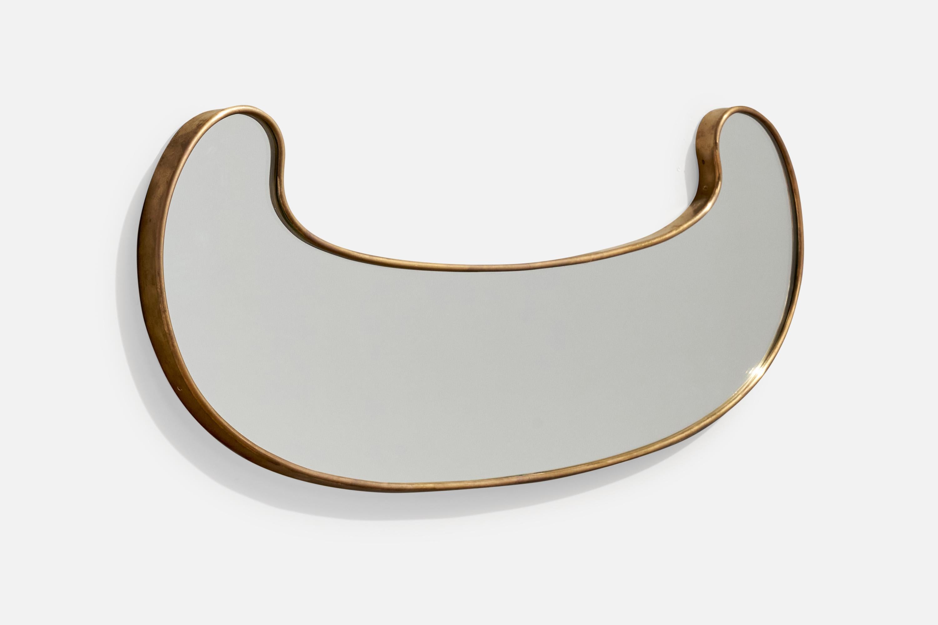 Mid-Century moderno Specchio da parete di design italiano, ottone, vetro a specchio, Italia, 1940 ca. in vendita