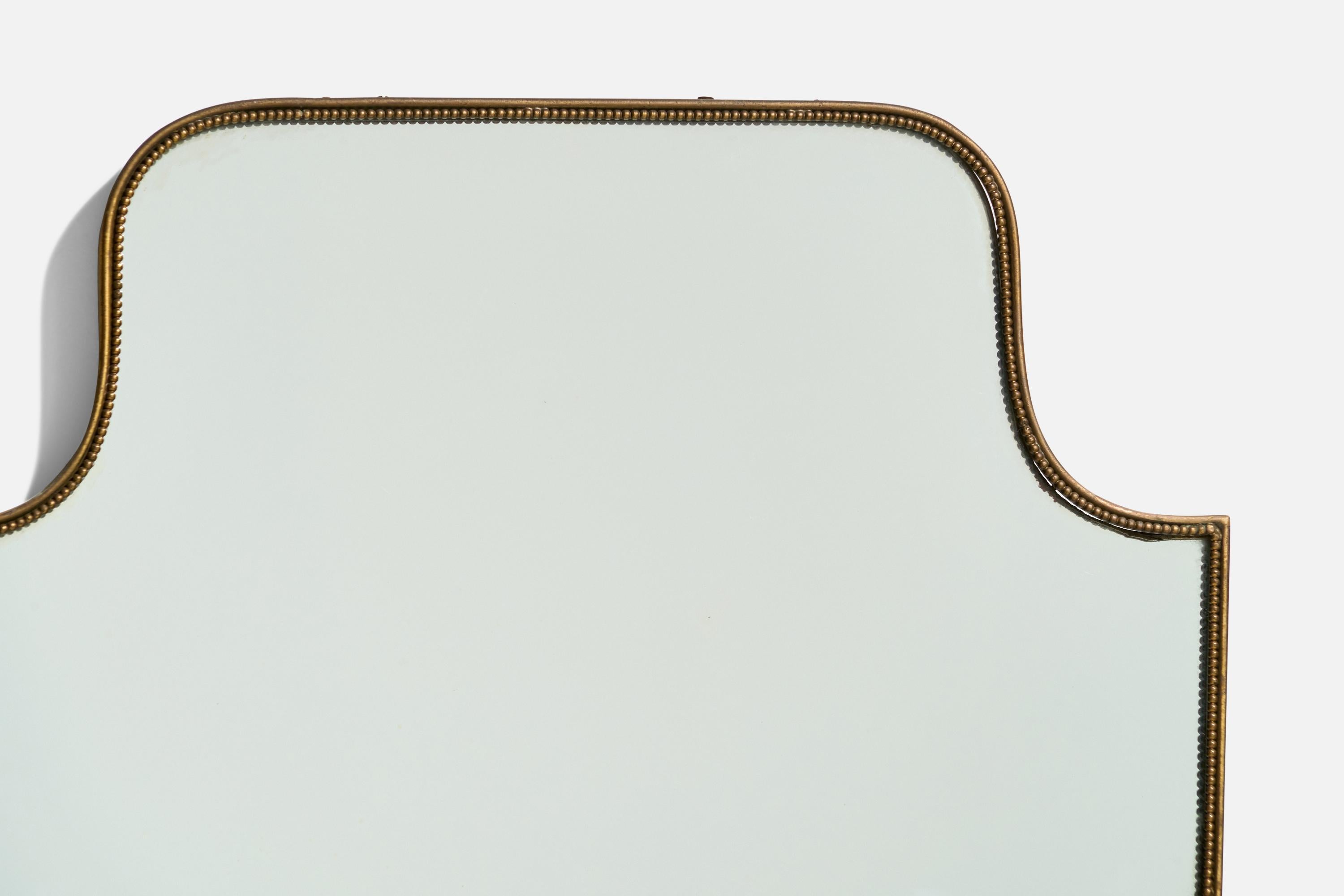 Specchio da parete di design italiano, ottone, vetro a specchio, Italia, anni '40 ca. In condizioni buone in vendita a High Point, NC