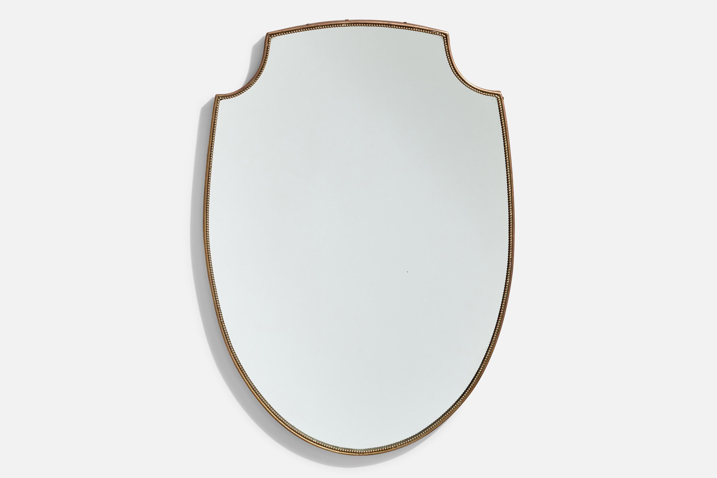Espejo de pared de latón diseñado y fabricado en Italia, c. 1950.
 