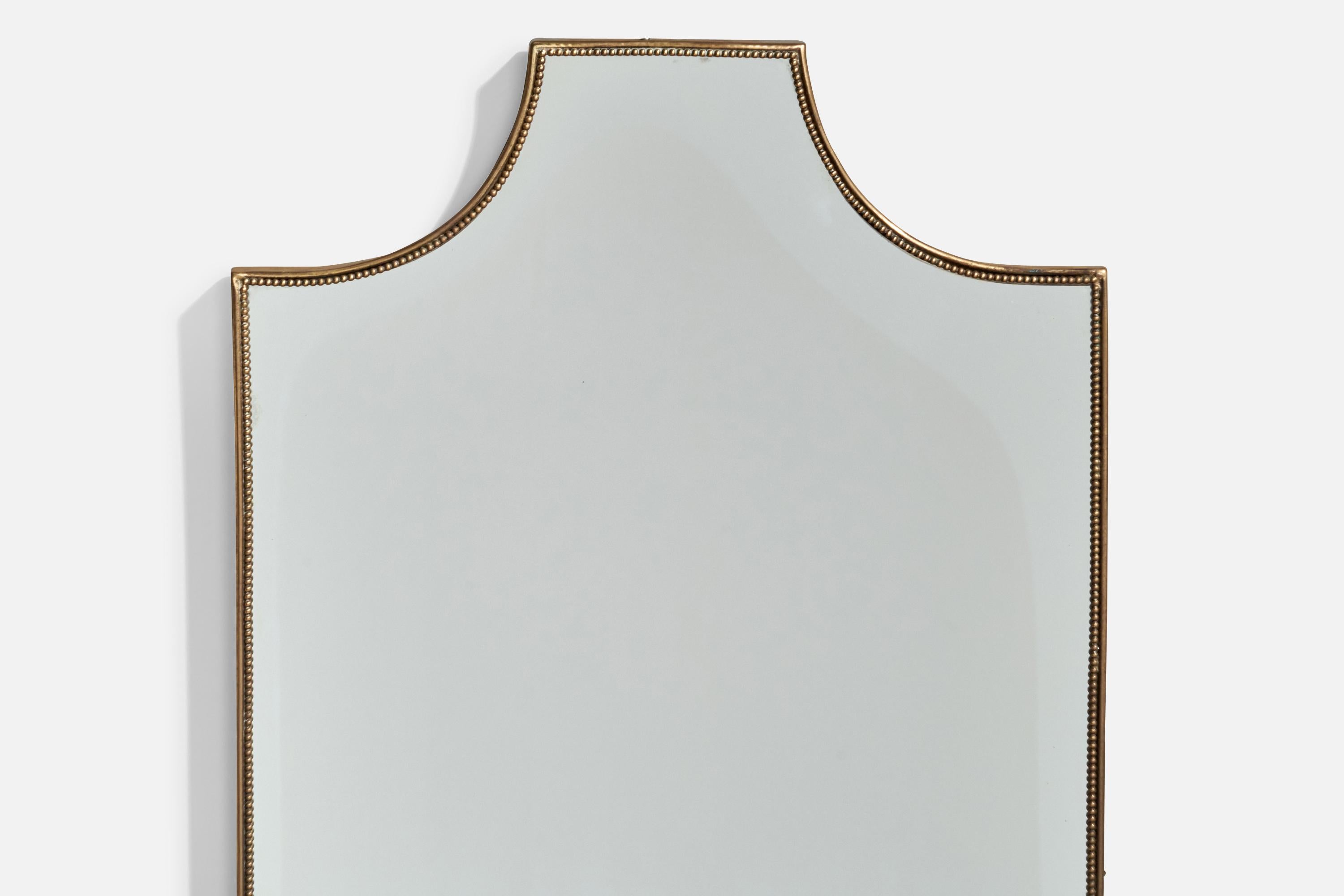 Specchio da parete di design italiano, ottone, vetro a specchio, Italia, 1950 ca. In condizioni buone in vendita a High Point, NC